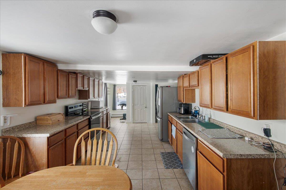 49 Eastern AVE Richford, VT 05476