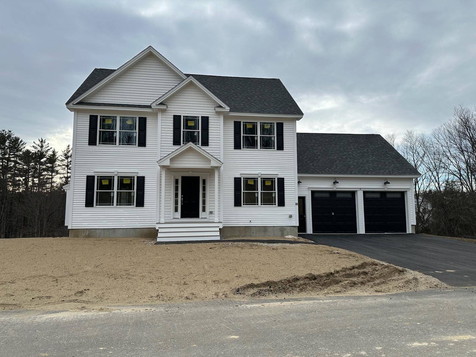 Concord, NH 03301,11 Shelburne LN