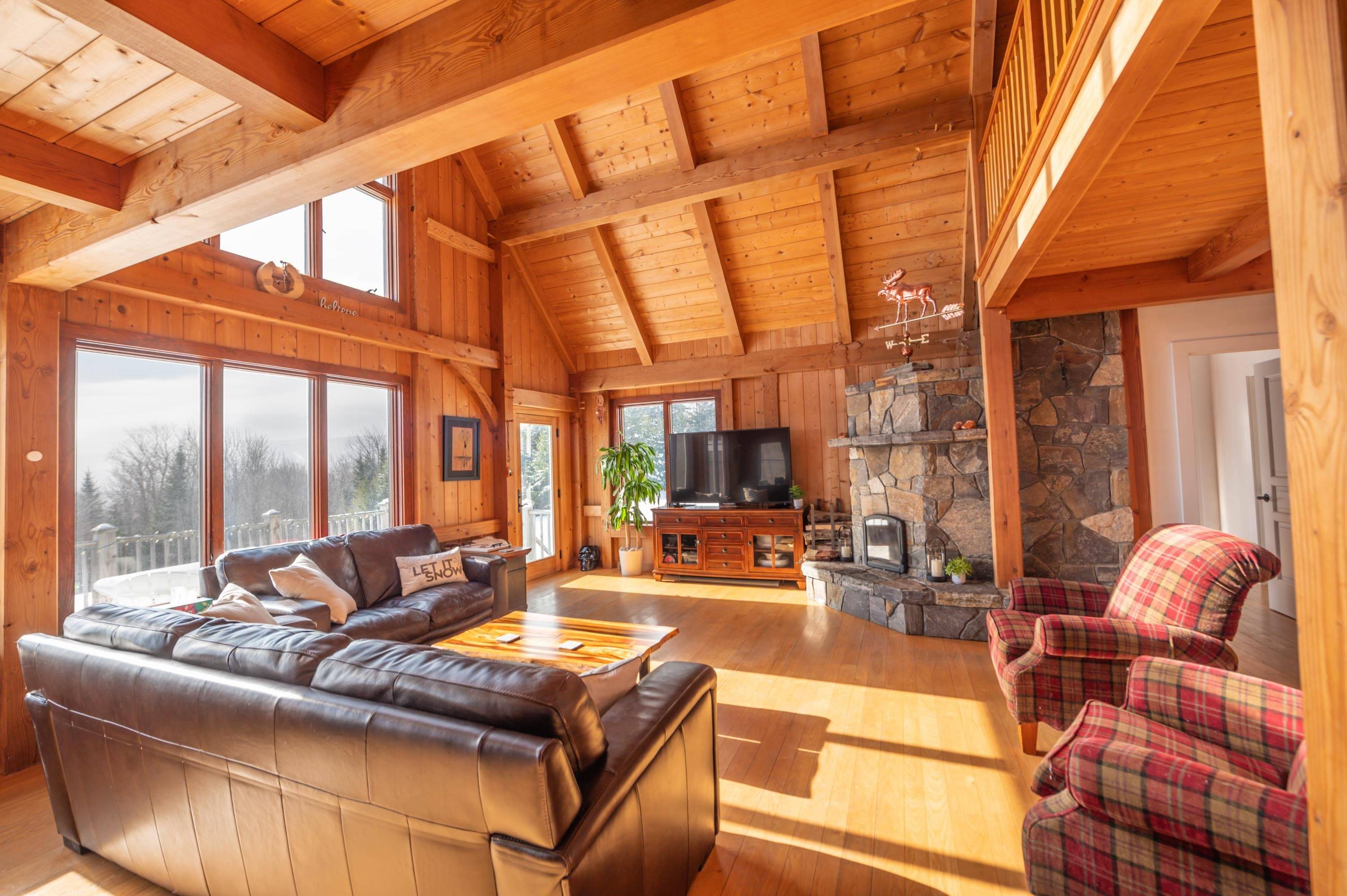 Dover, VT 05356,43 Upton RD