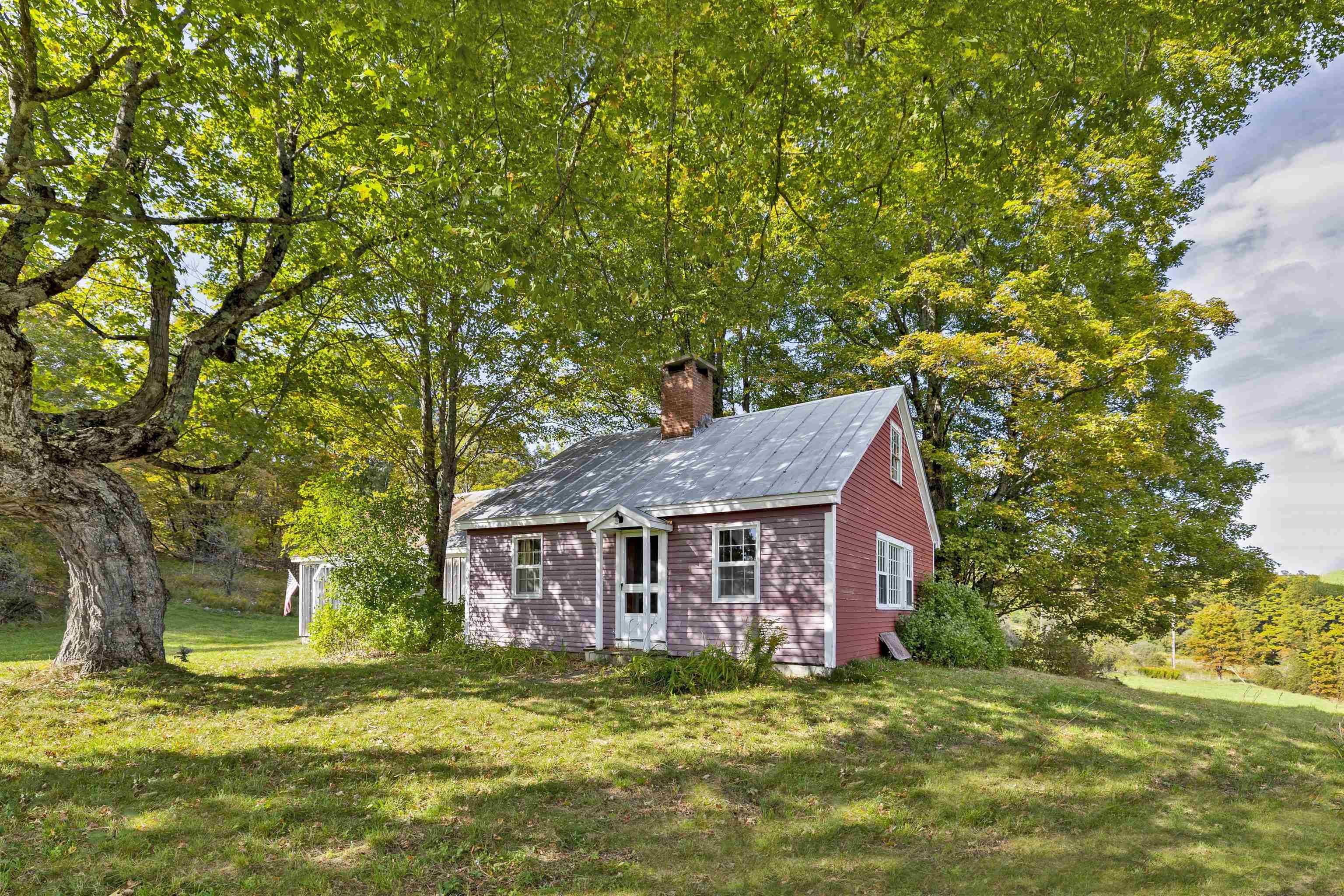 Topsham, VT 05076,61 Crosby RD