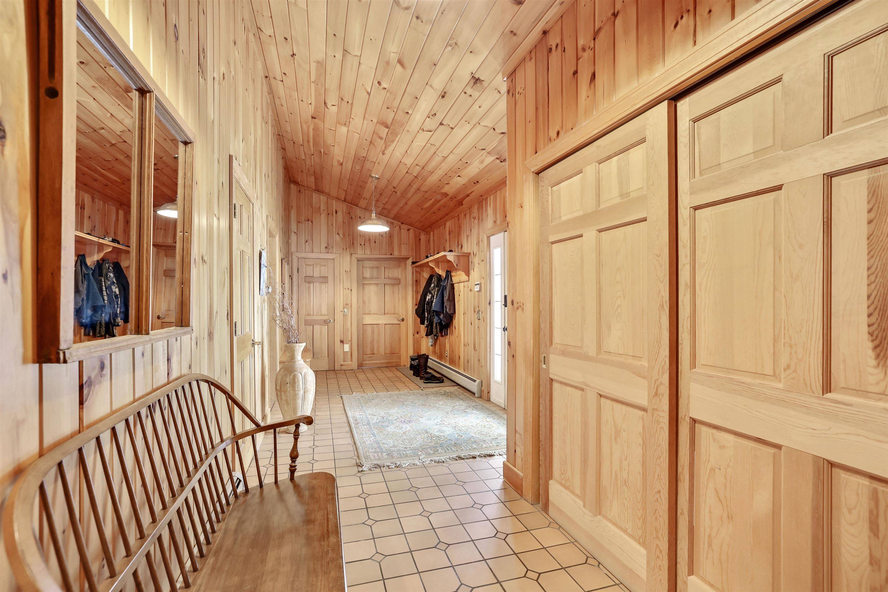 1645 Cross RD Jay, VT 05859-9403