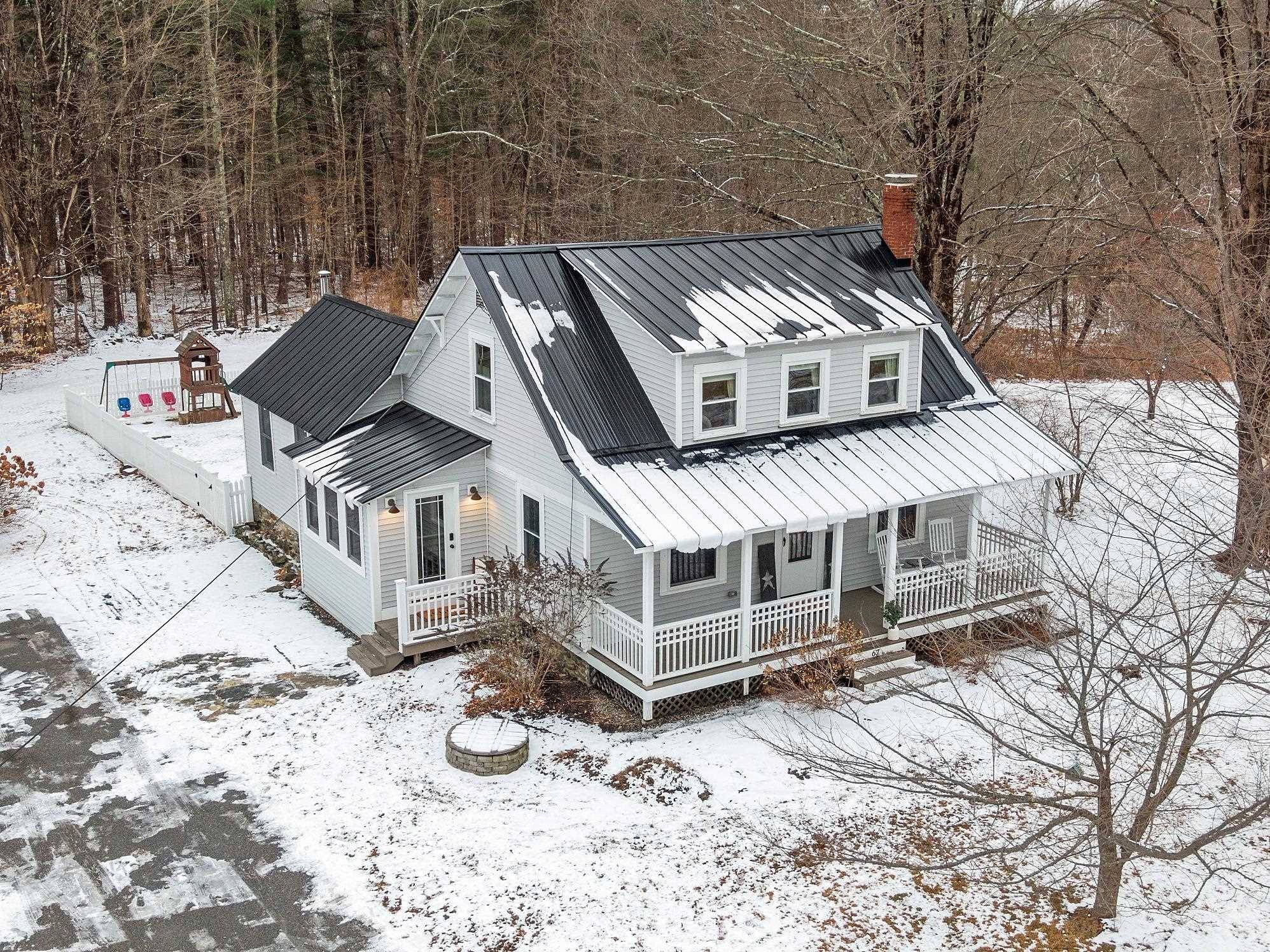 East Kingston, NH 03827,67 Depot RD