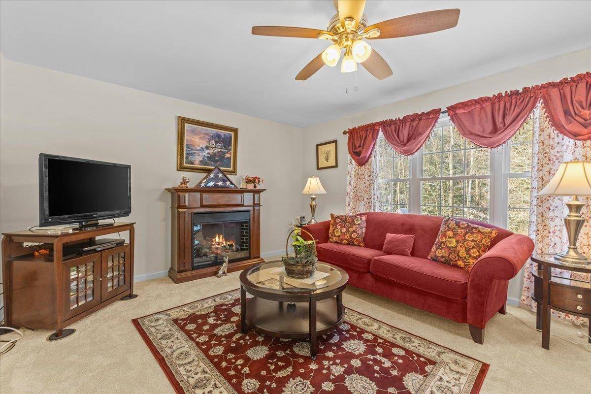 Georgia, VT 05468,207A Ledgewood LN