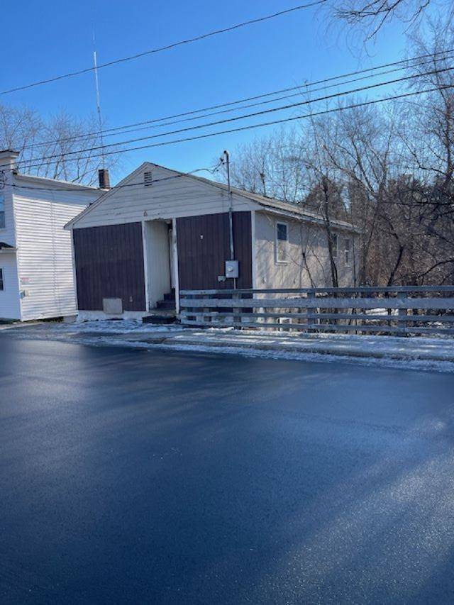 Derry, NH 03038,32 South AVE