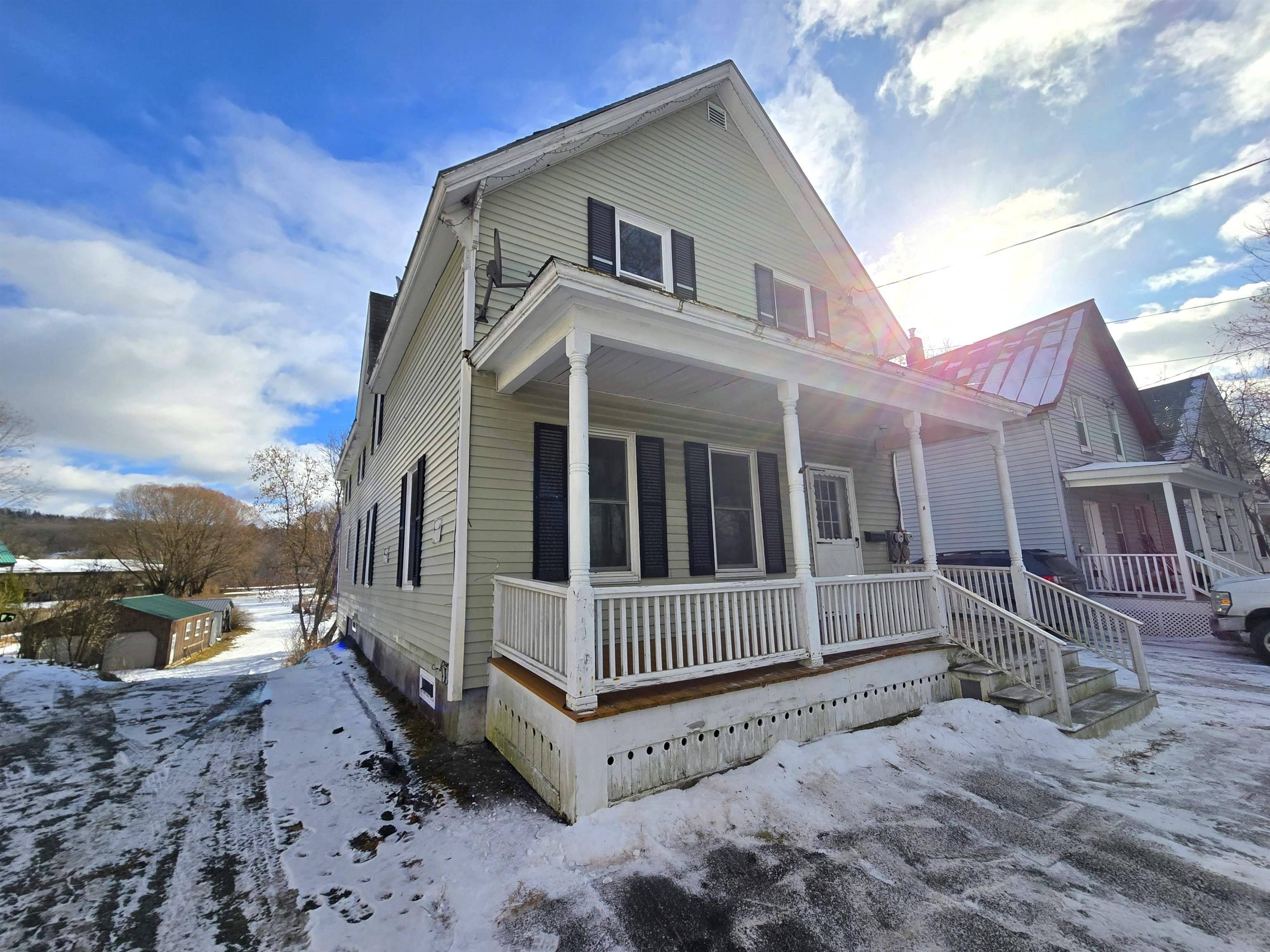 Hartford, VT 05001,201 Latham Works LN
