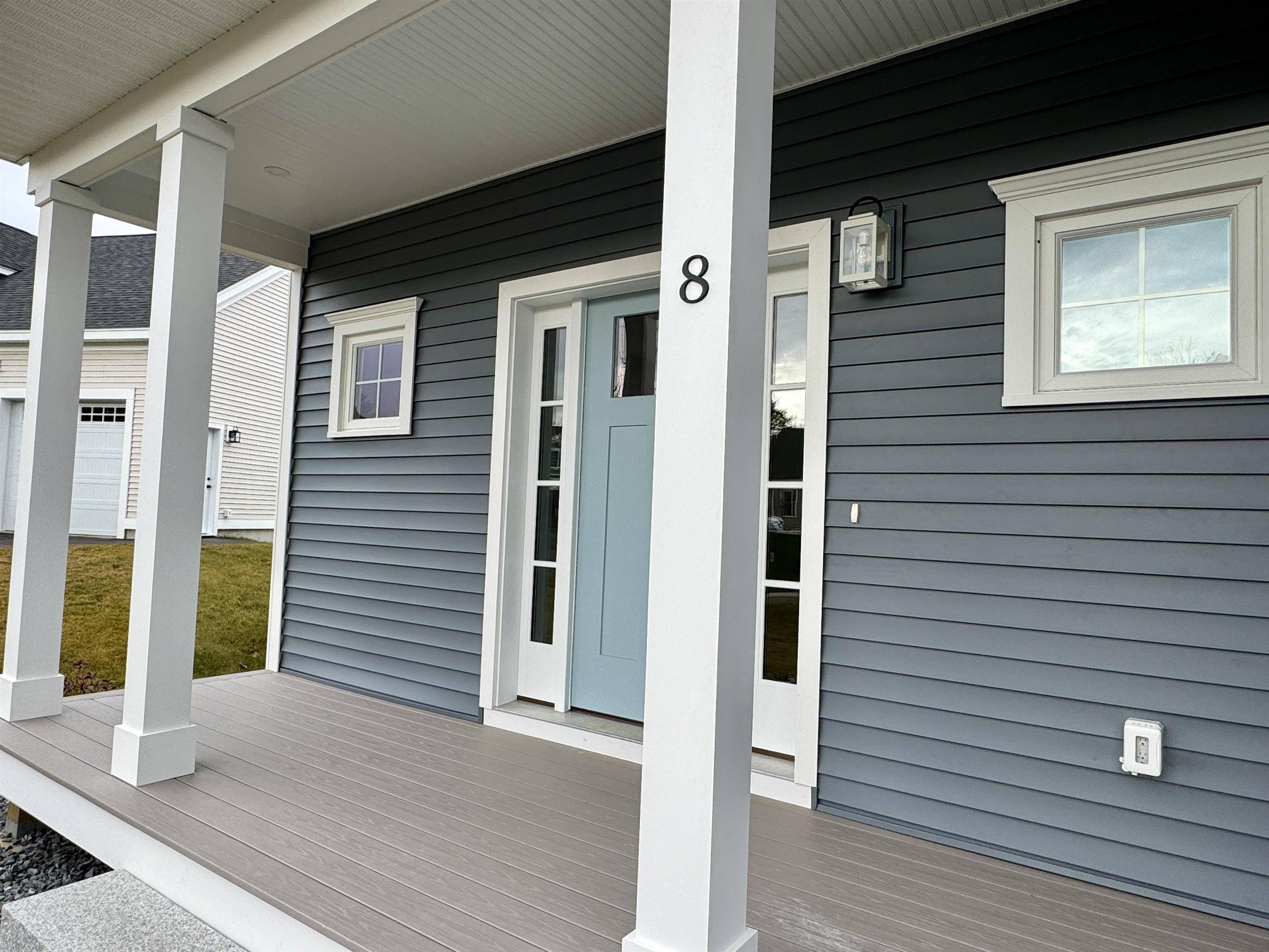 Newmarket, NH 03857,8 Summit CIR #43