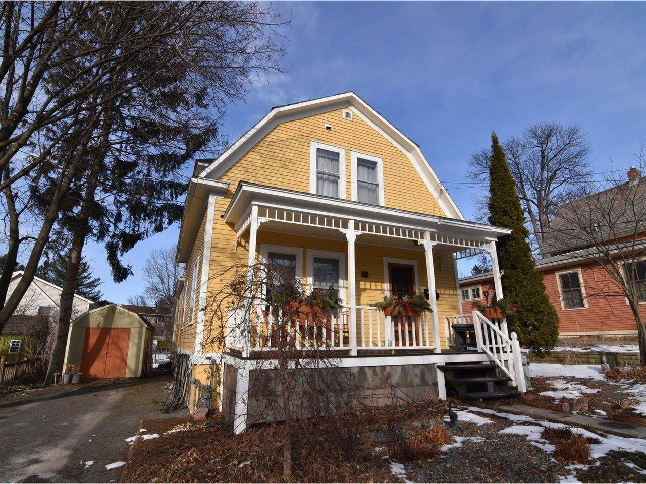 Burlington, VT 05401,84 Howard ST