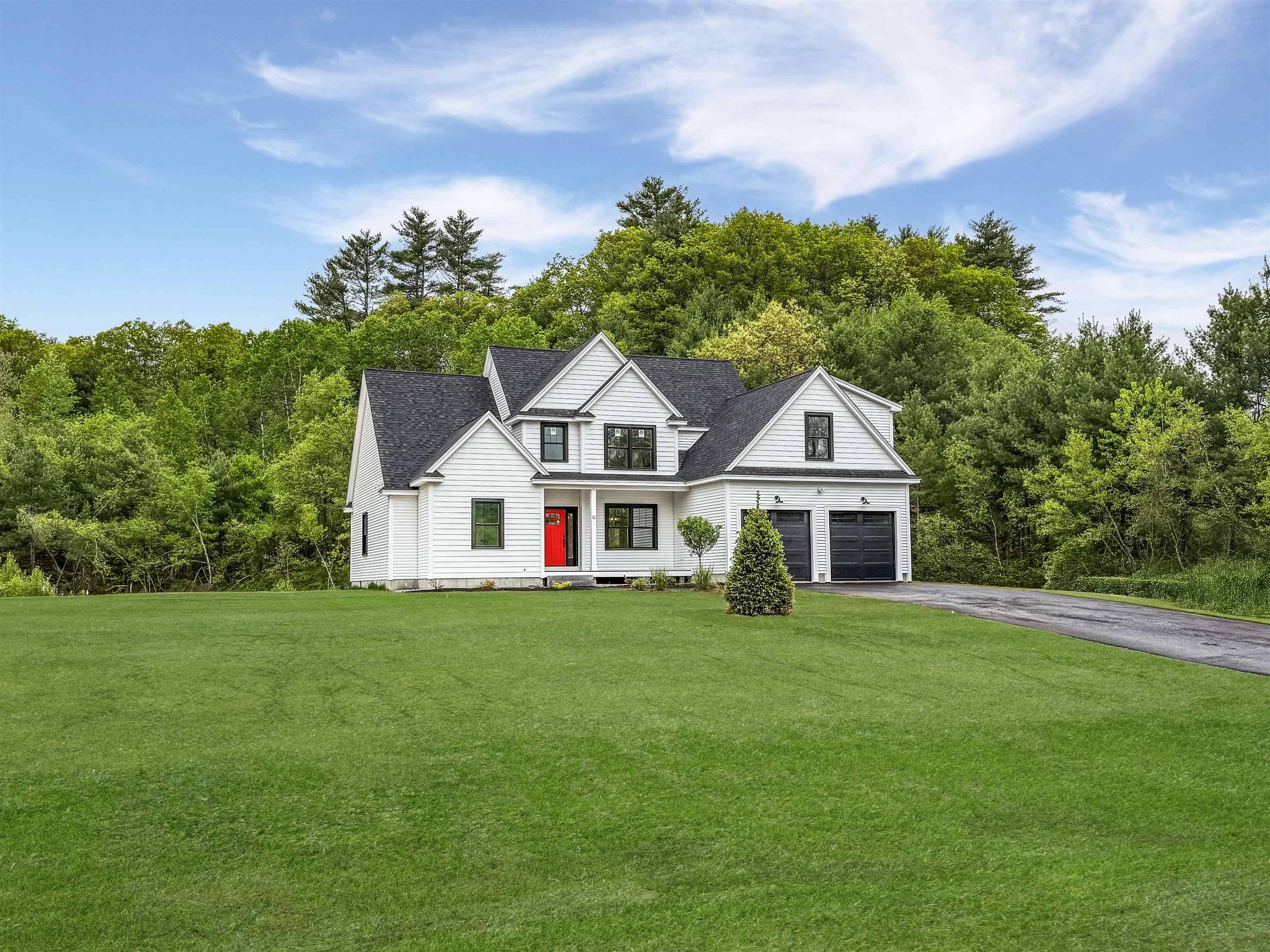 New Boston, NH 03070,12 Byam RD