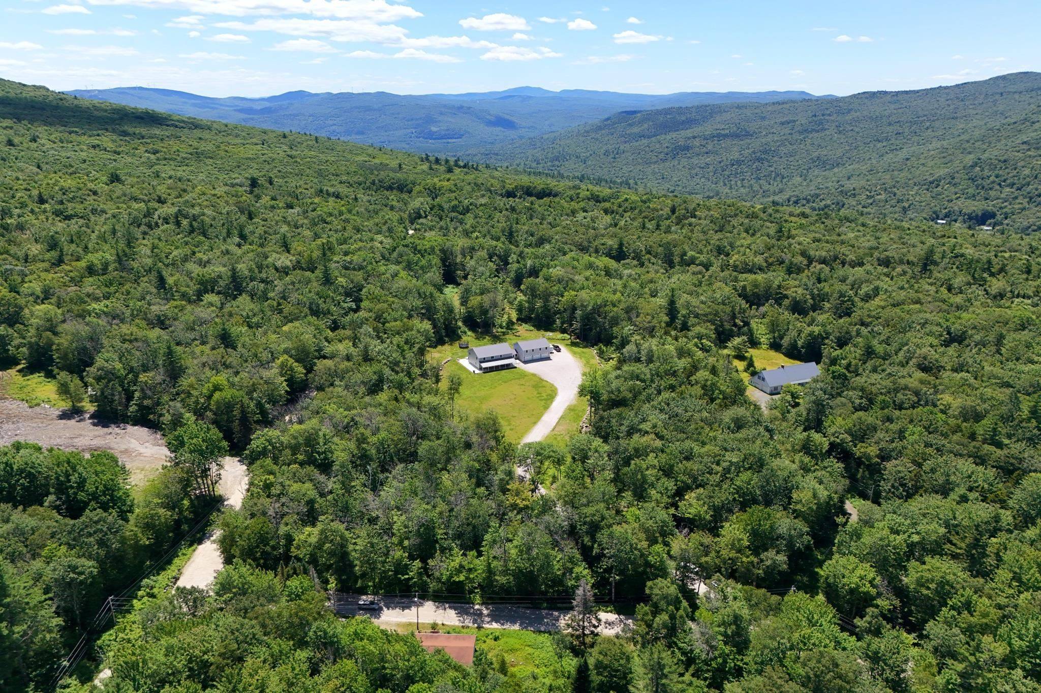 Rumney, NH 03266,362 Cross RD