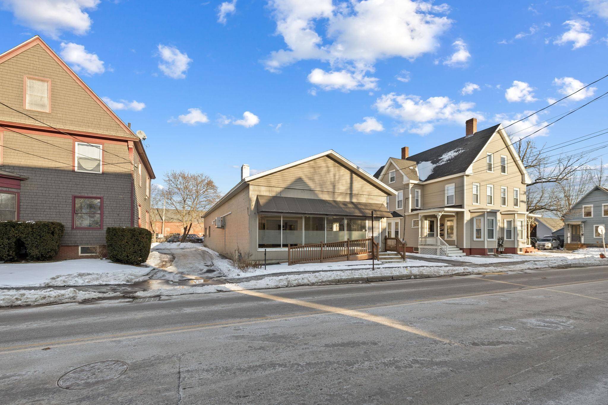 Concord, NH 03301,85 South State ST
