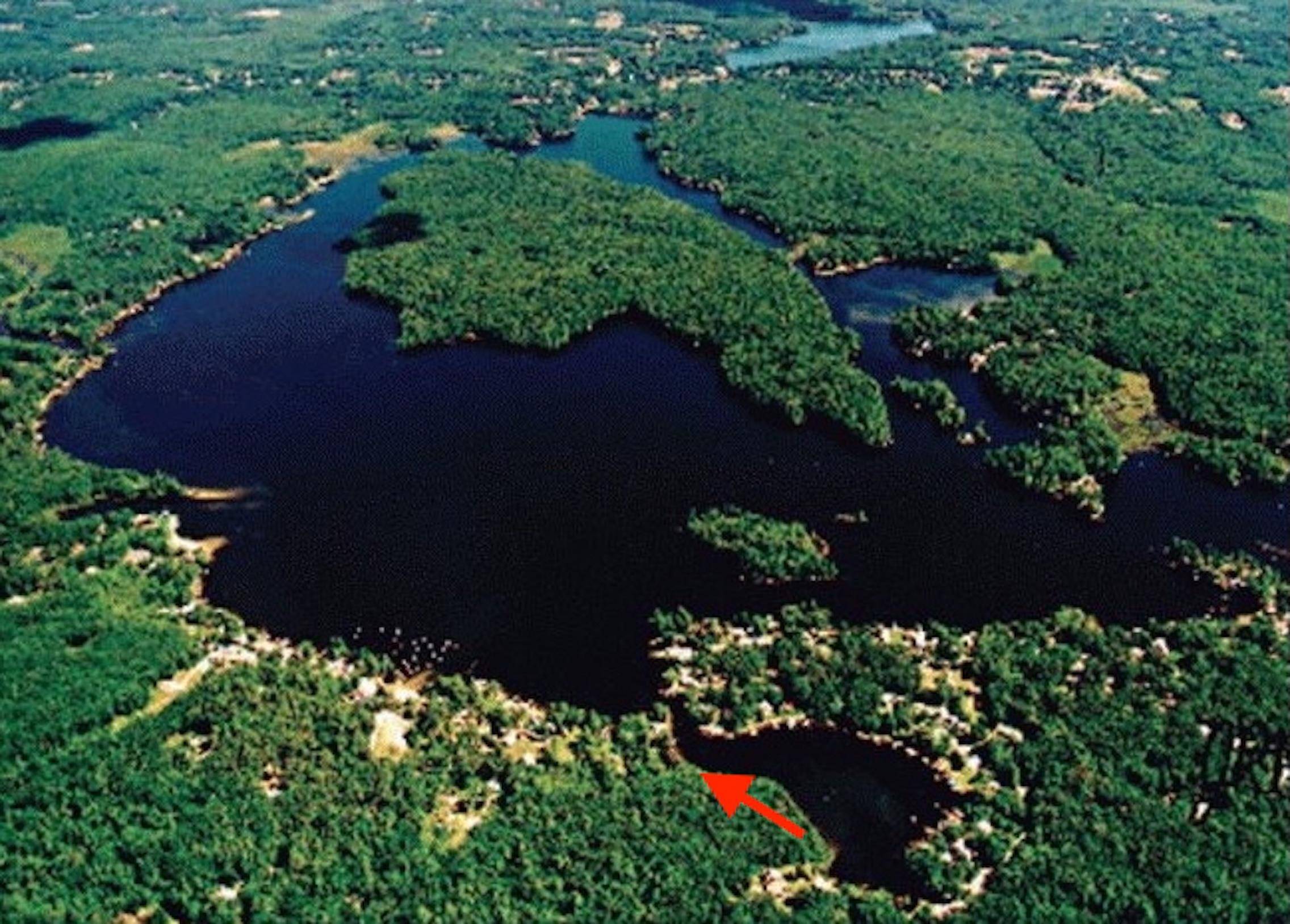 Derry, NH 03038,19 Whitneys Grove RD