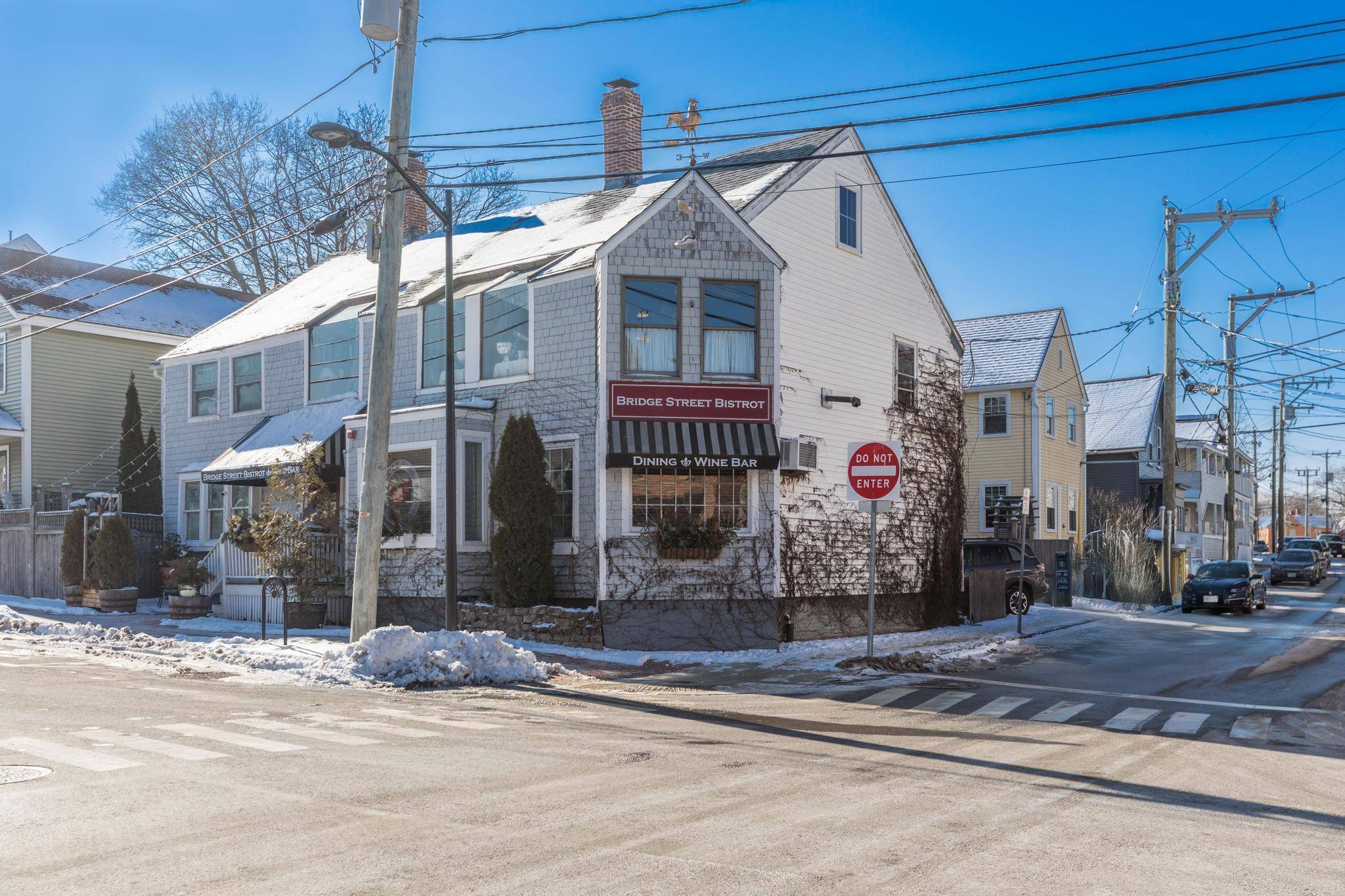 Portsmouth, NH 03801,64 Bridge ST