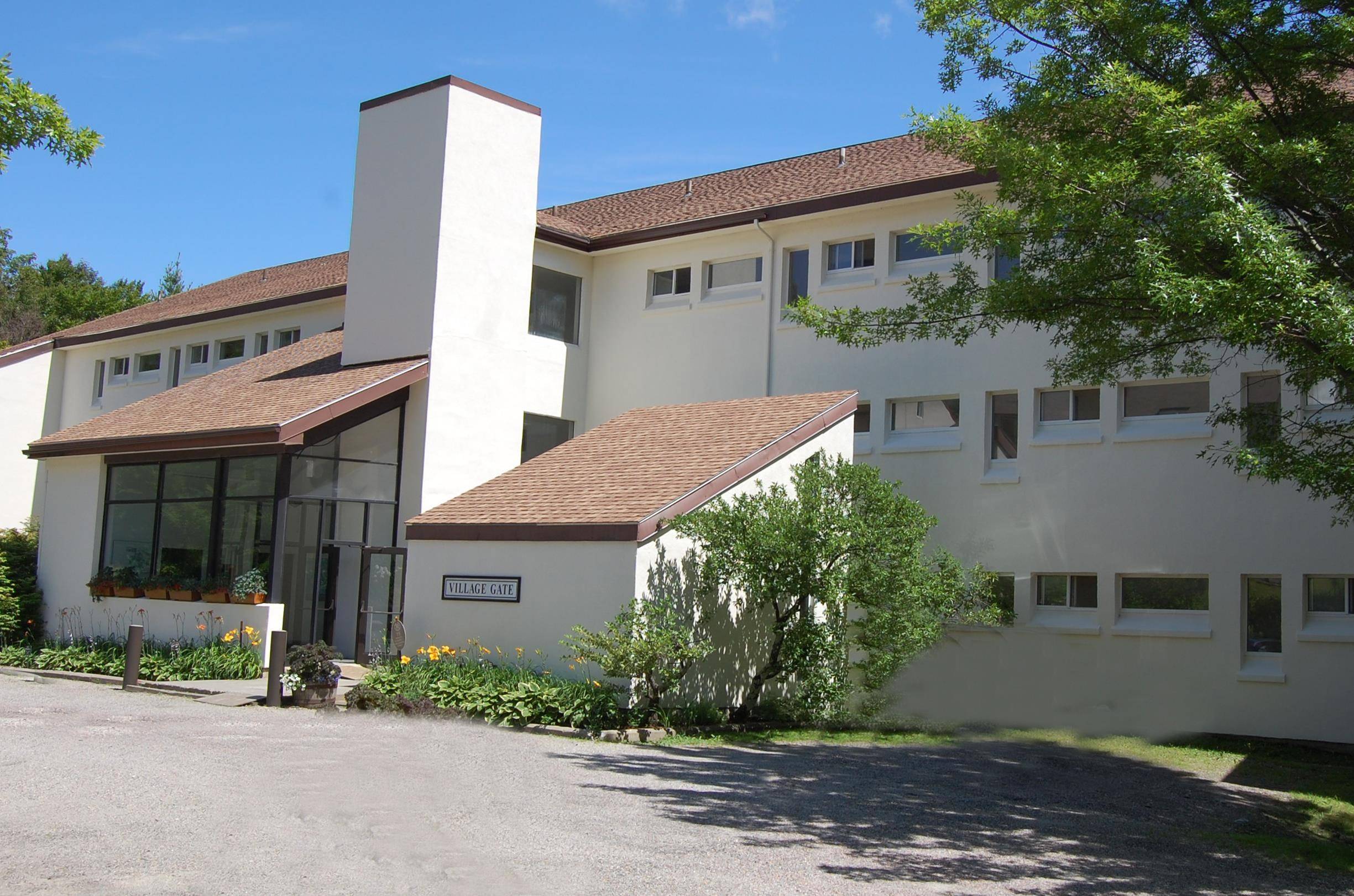 Warren, VT 05674,30 Mountainside DR #Village Gate Unit 306