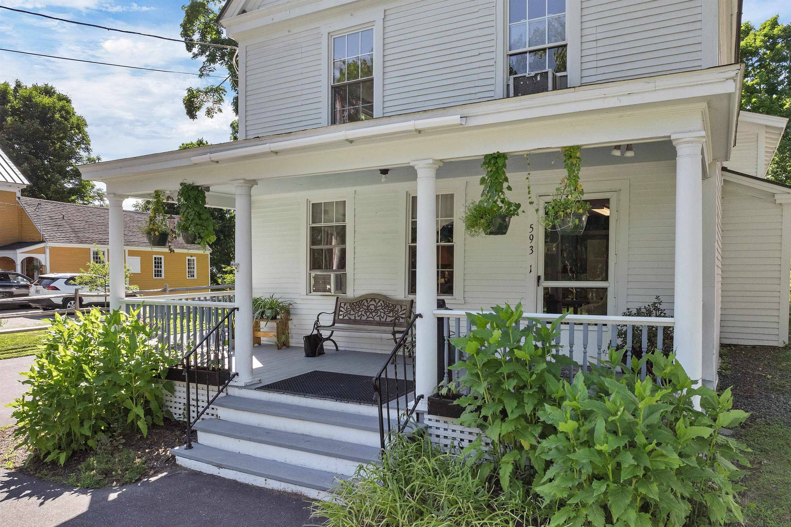 Orford, NH 03777,593 NH Route 10