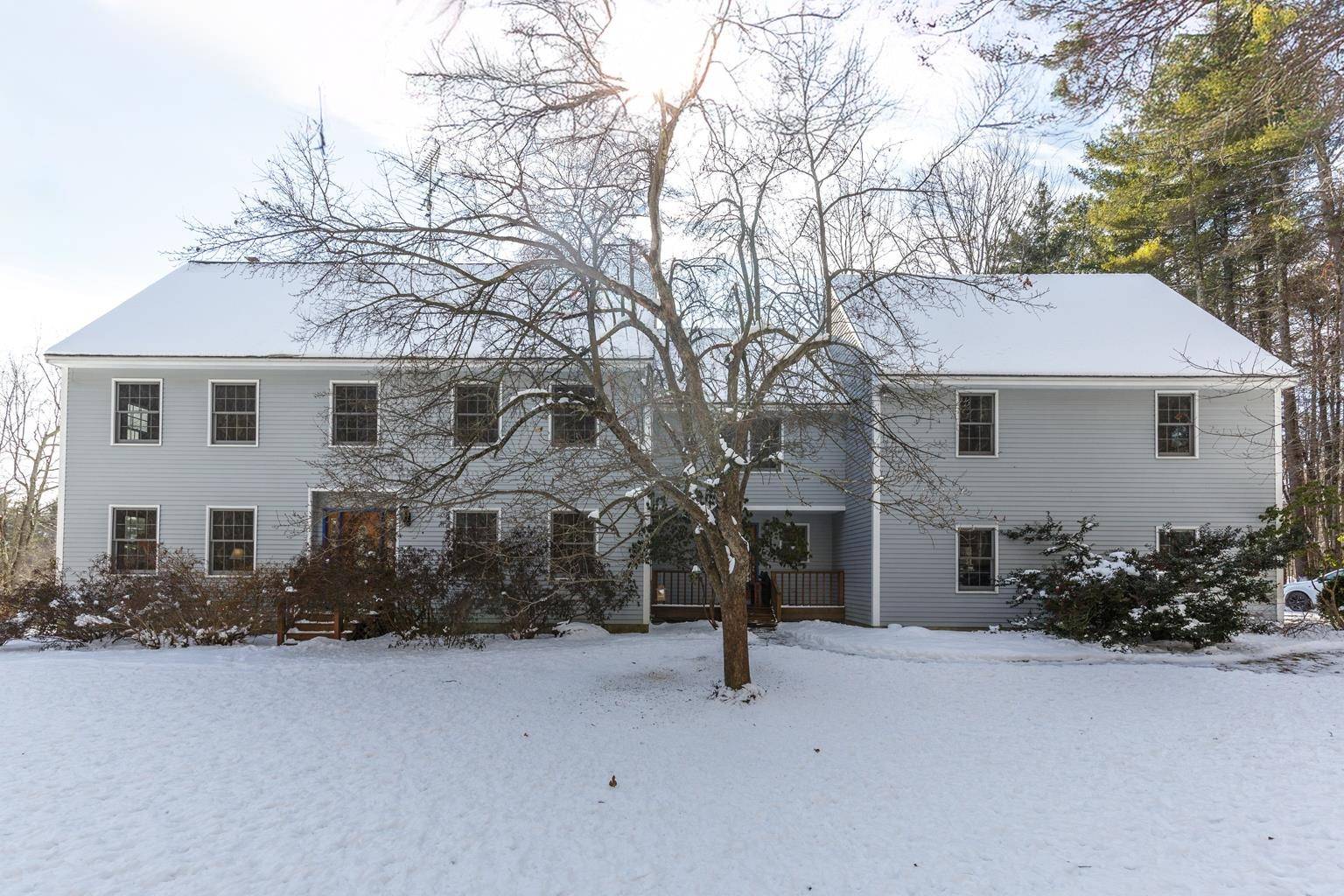 Deerfield, NH 03037,119 North RD