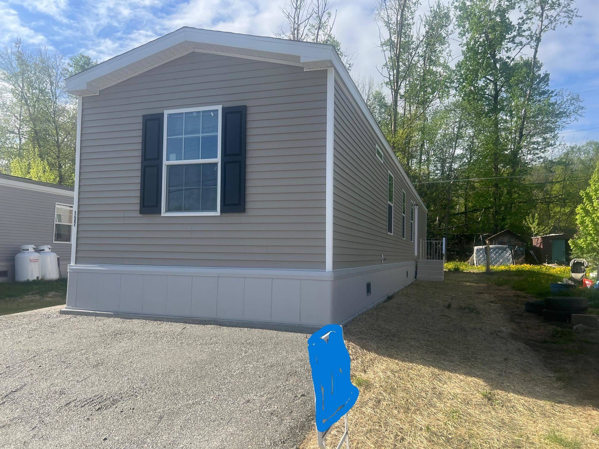 Hinesburg, VT 05641,137 Hillview TER