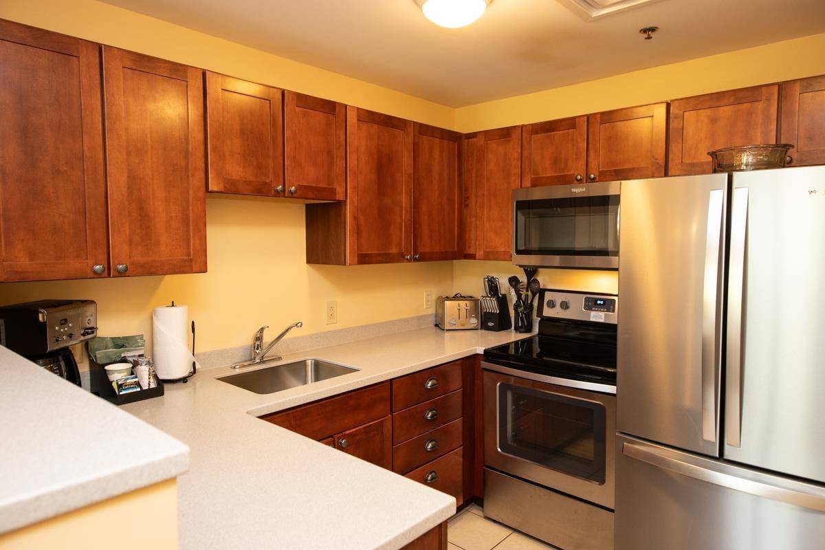 Ludlow, VT 05149,444/446 Qtr. I I I Jackson Gore Inn