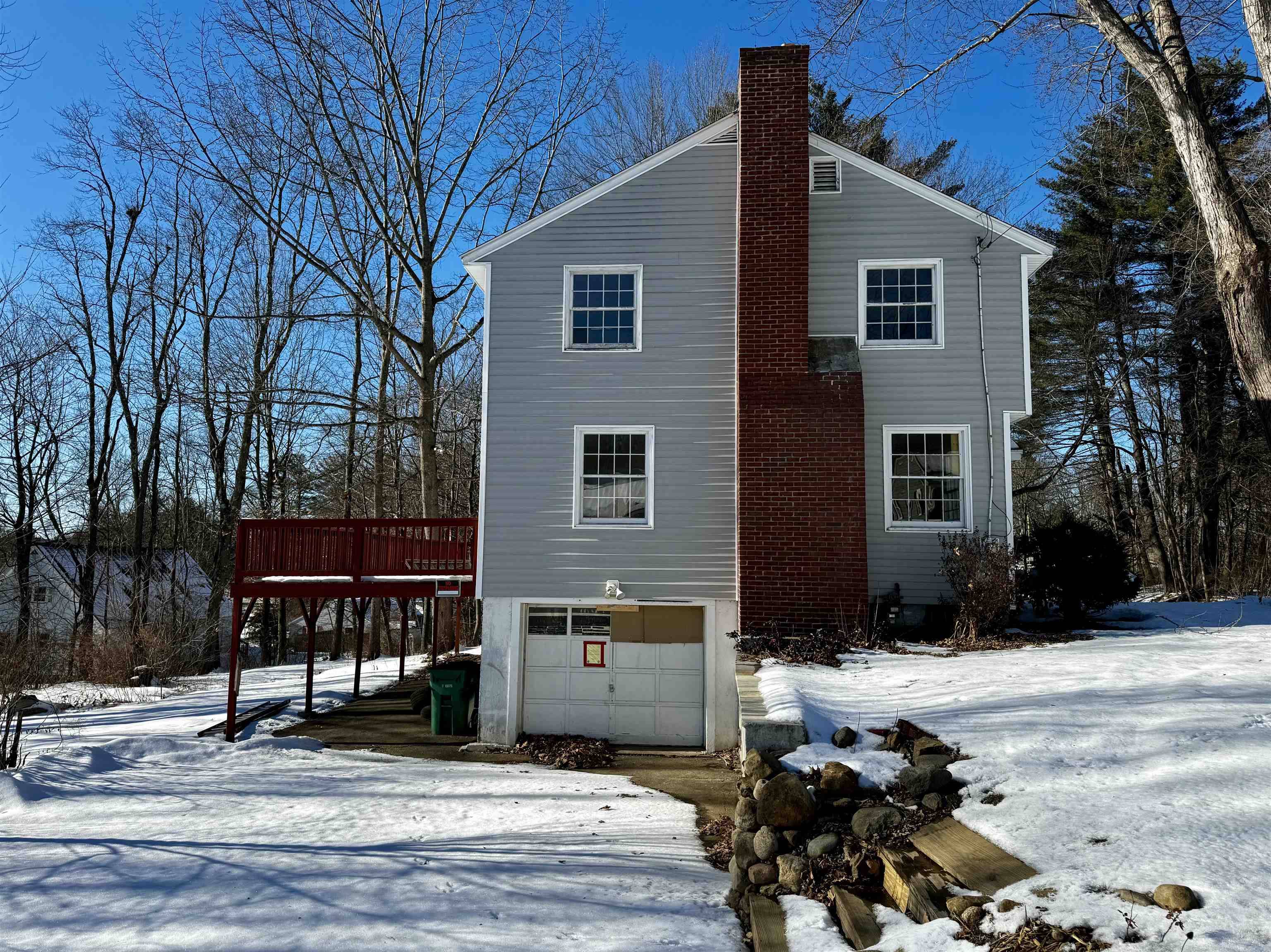 Rochester, NH 03867,2 Sweetbriar LN