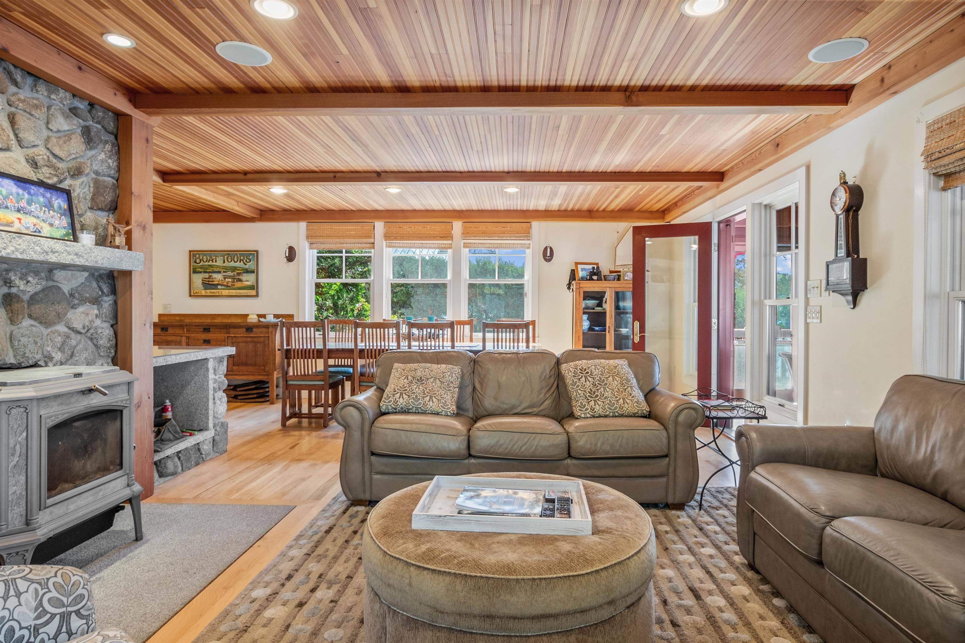 Sunapee, NH 03782,93 Lake AVE