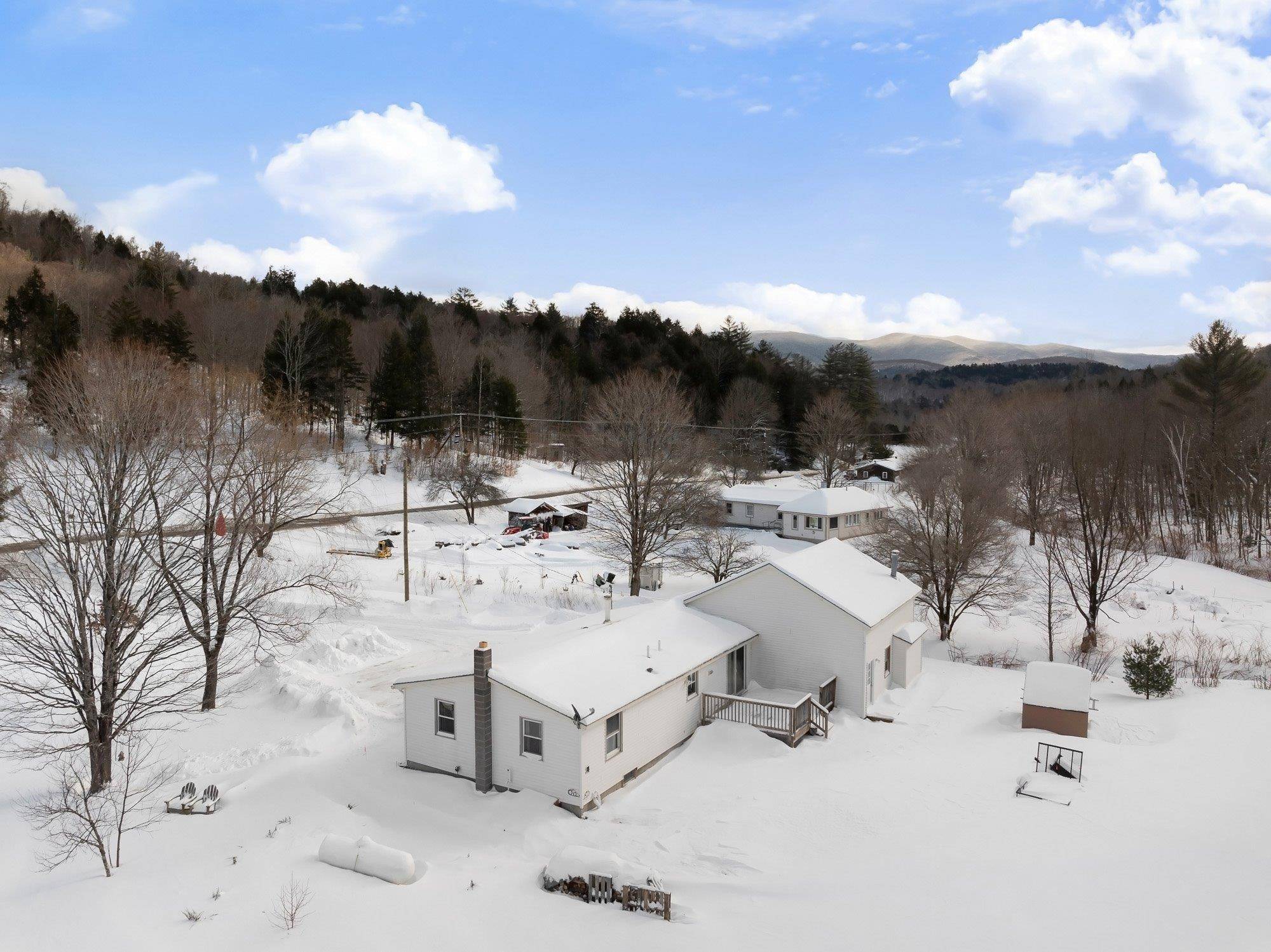 Stowe, VT 05672,915 Nebraska Valley RD