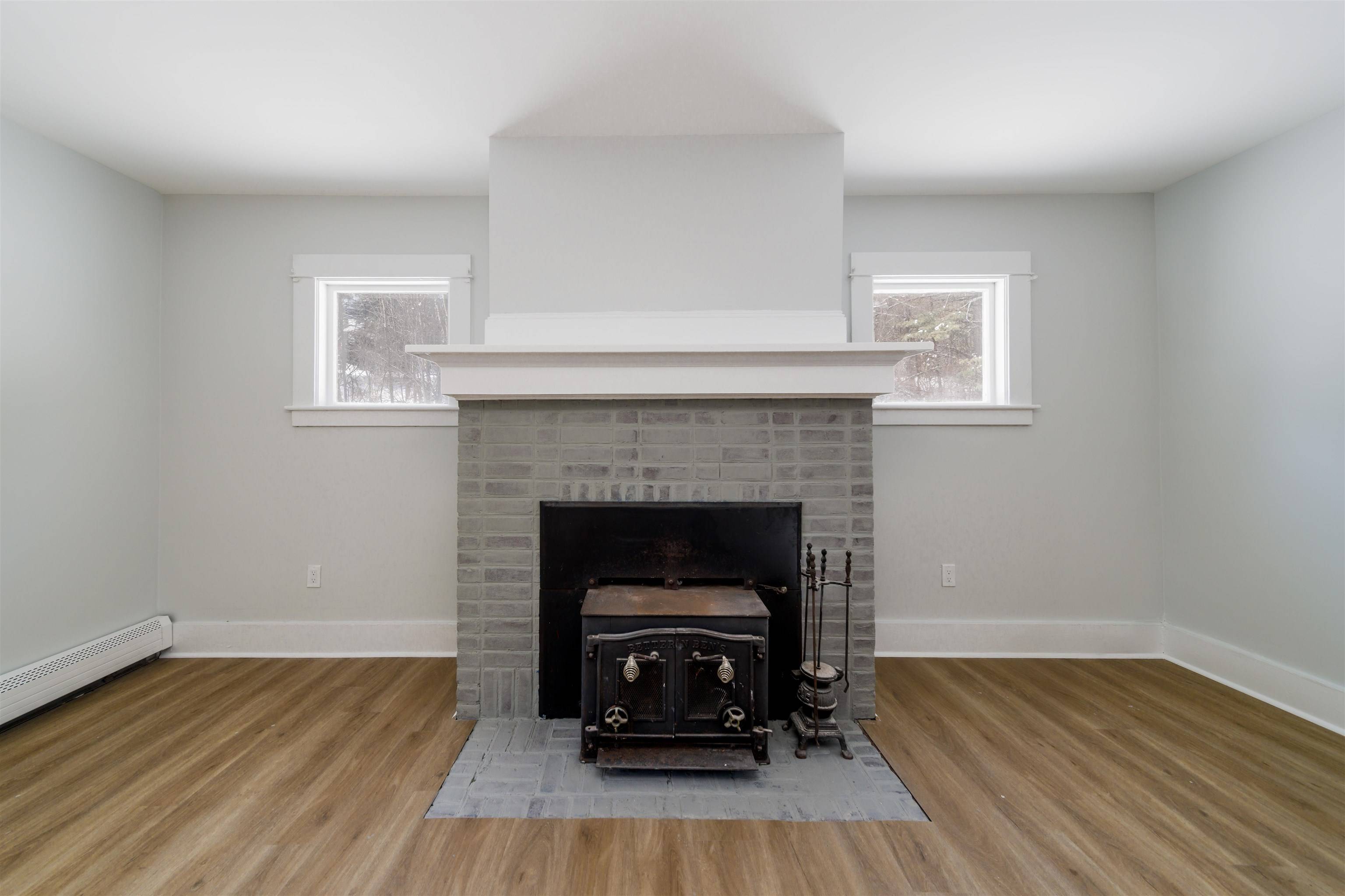 103 Elm ST Newport, NH 03773