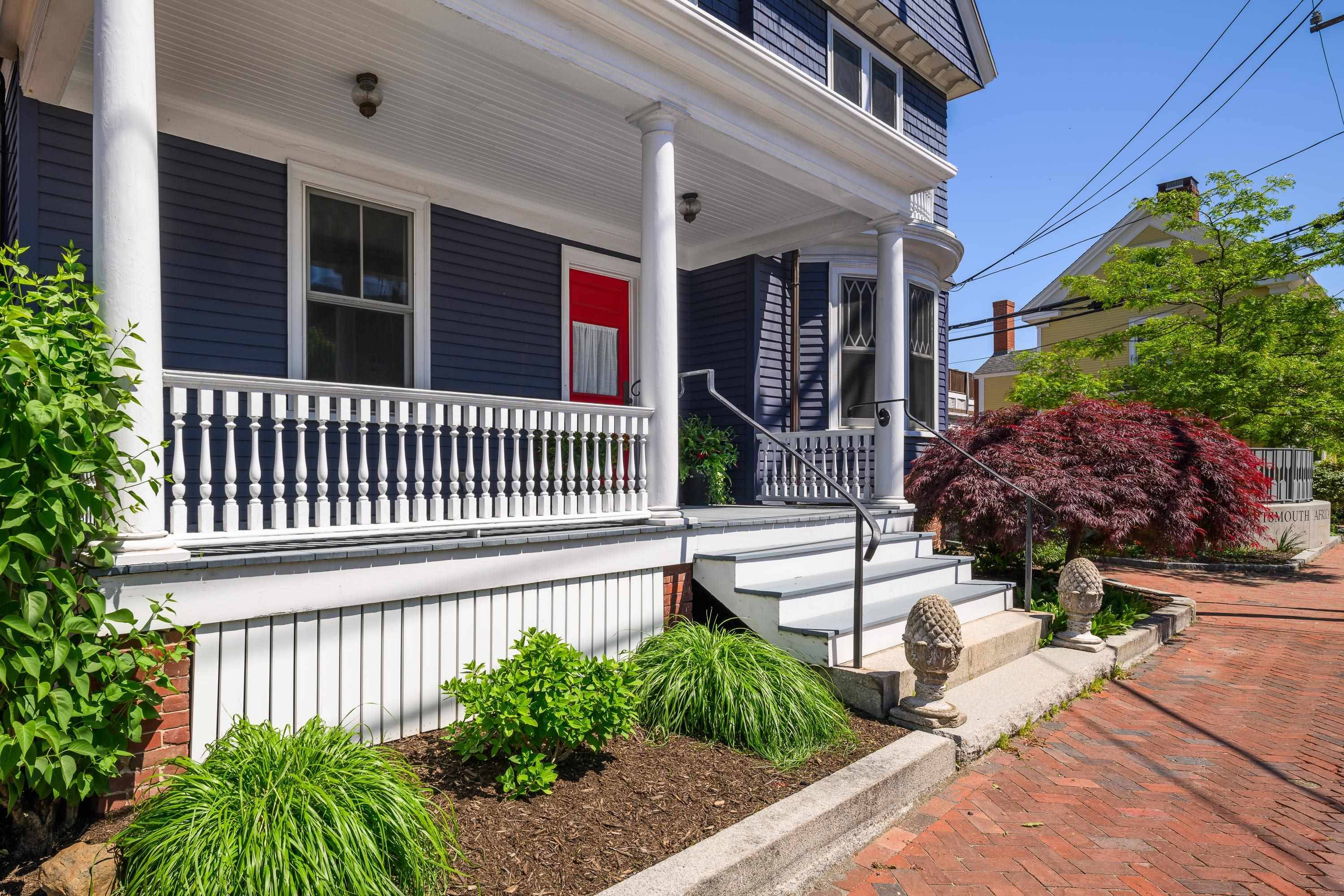 Portsmouth, NH 03801,115 Court ST