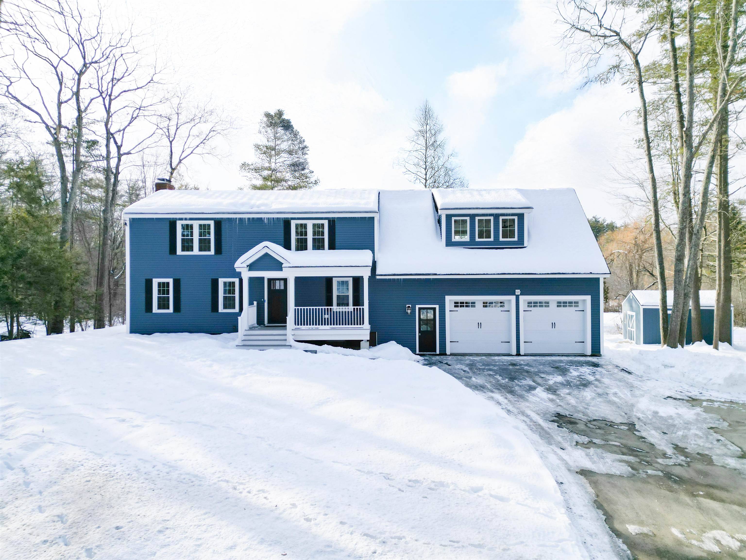 Durham, NH 03824,8 Meserve RD