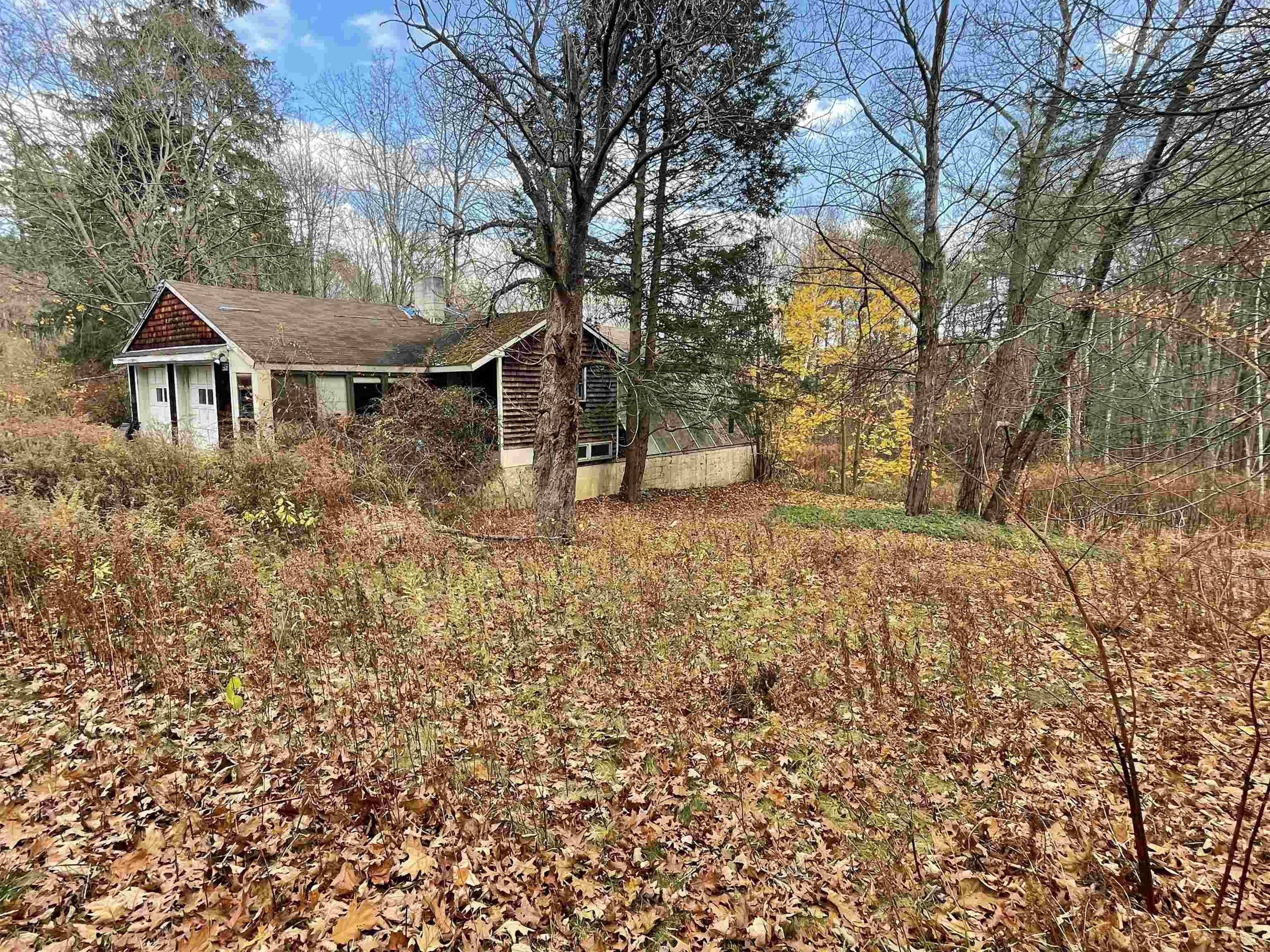Hooksett, NH 03106,45 Leonard AVE