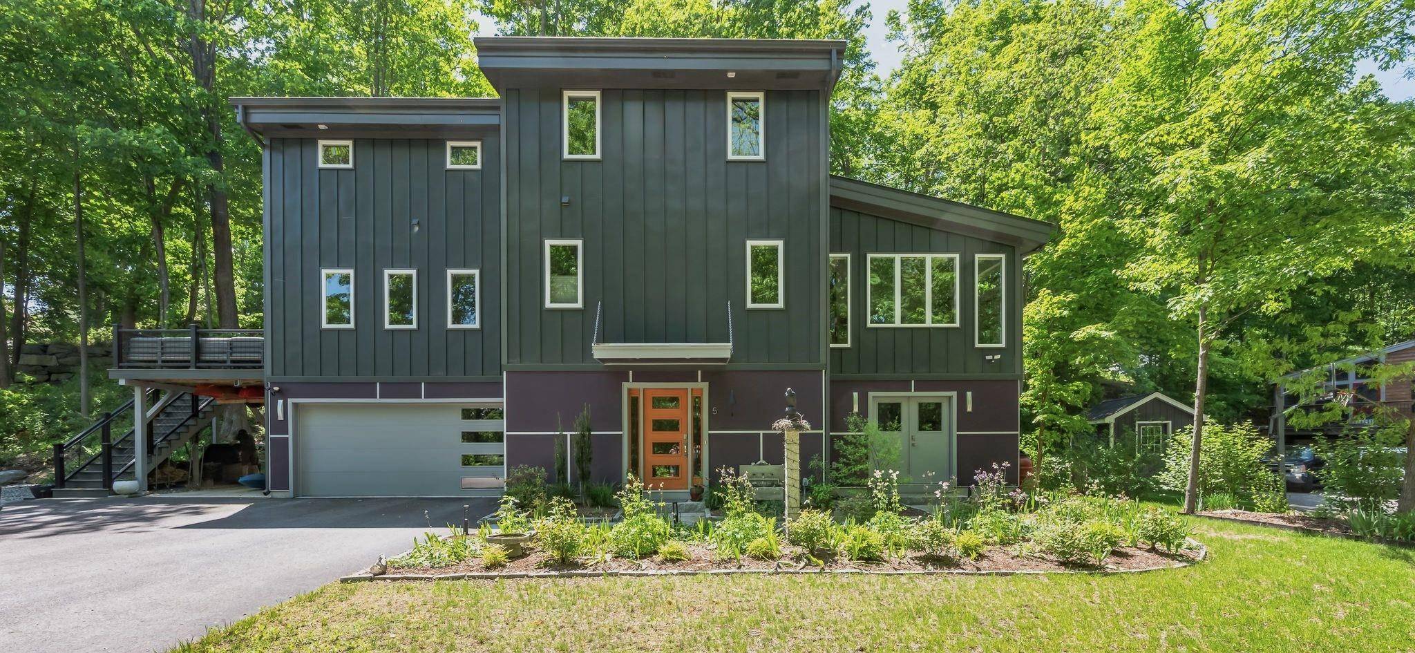 Dover, NH 03820,5 Trask DR