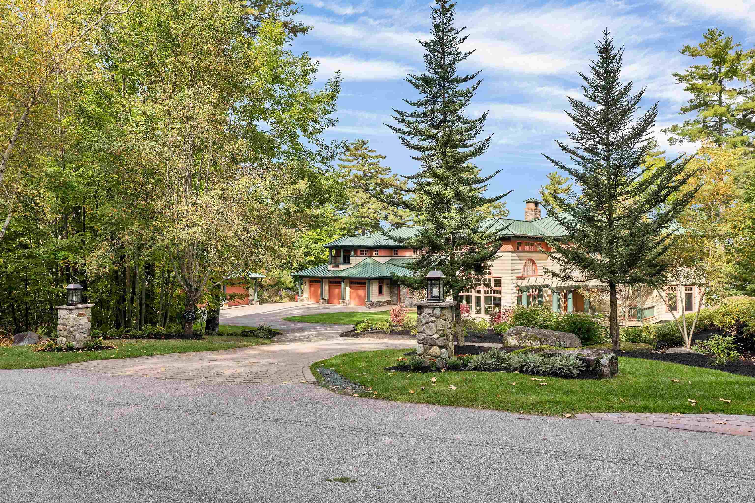 Alton, NH 03809,104 Hopewell RD