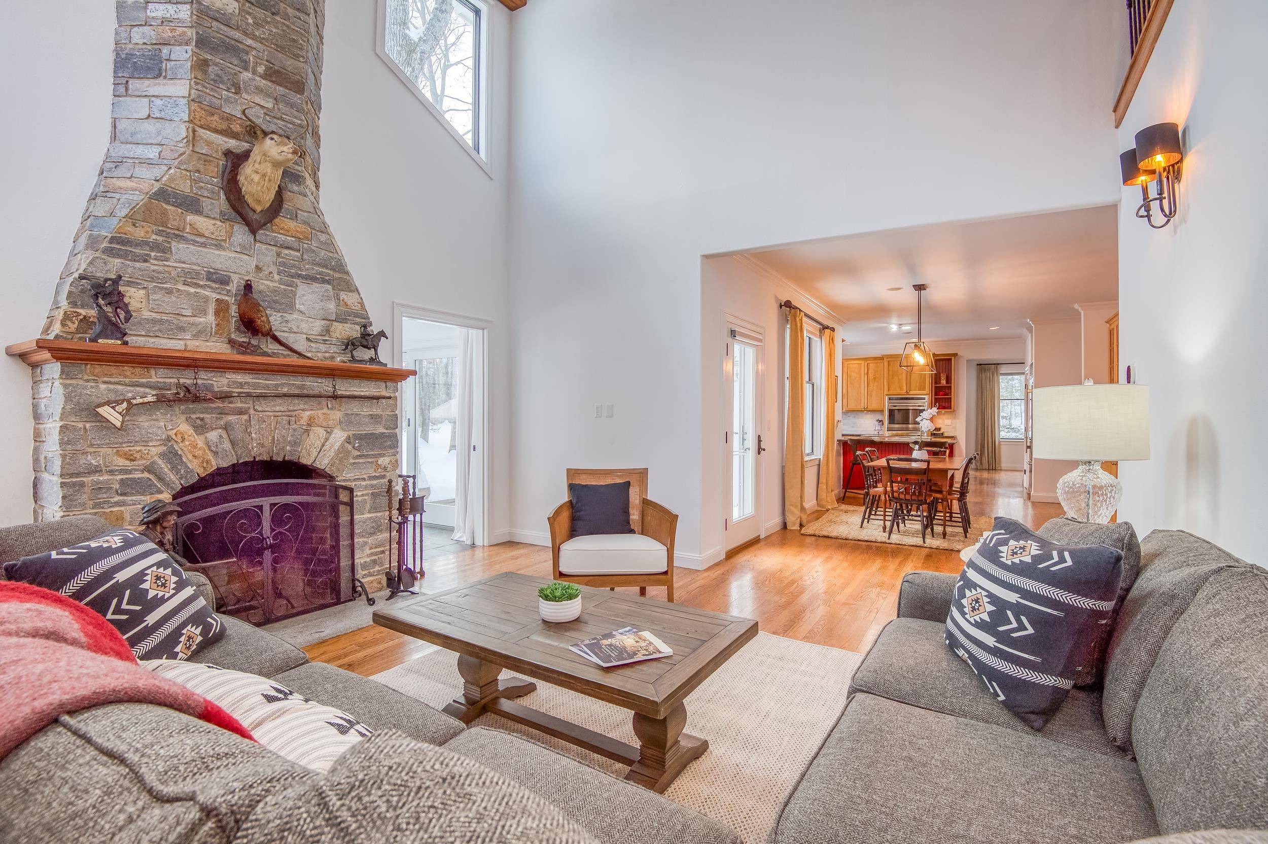 Wolfeboro, NH 03894,264 Forest RD