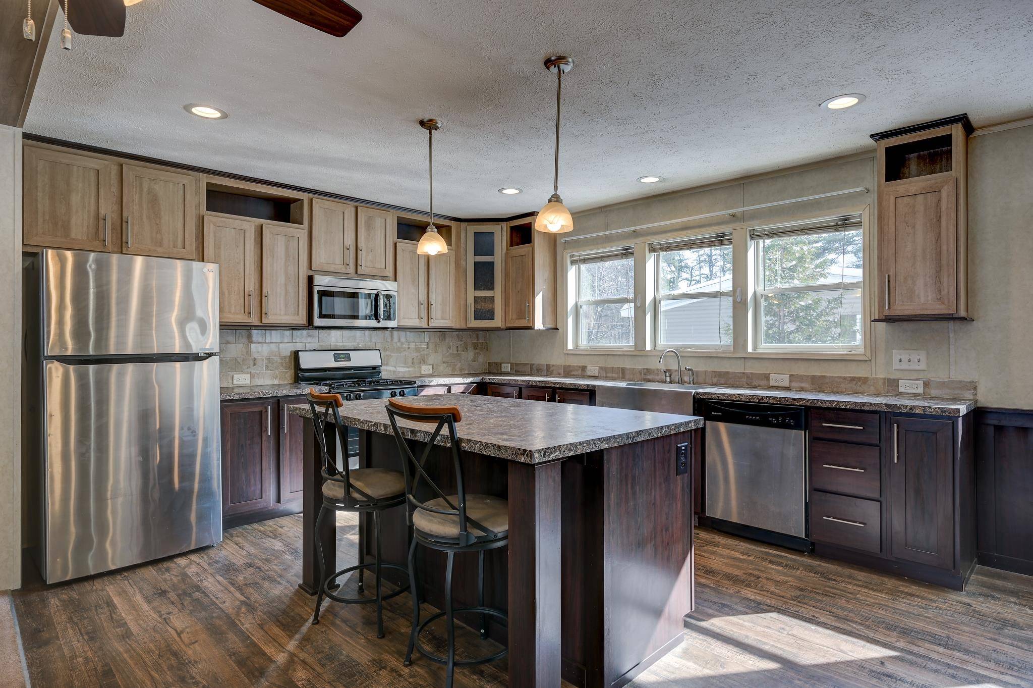 Conway, NH 03818,8 Birchmeadow RD