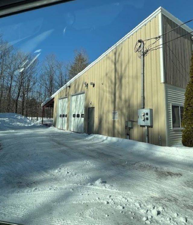 Bartlett, NH 03812,113 Route 16/302