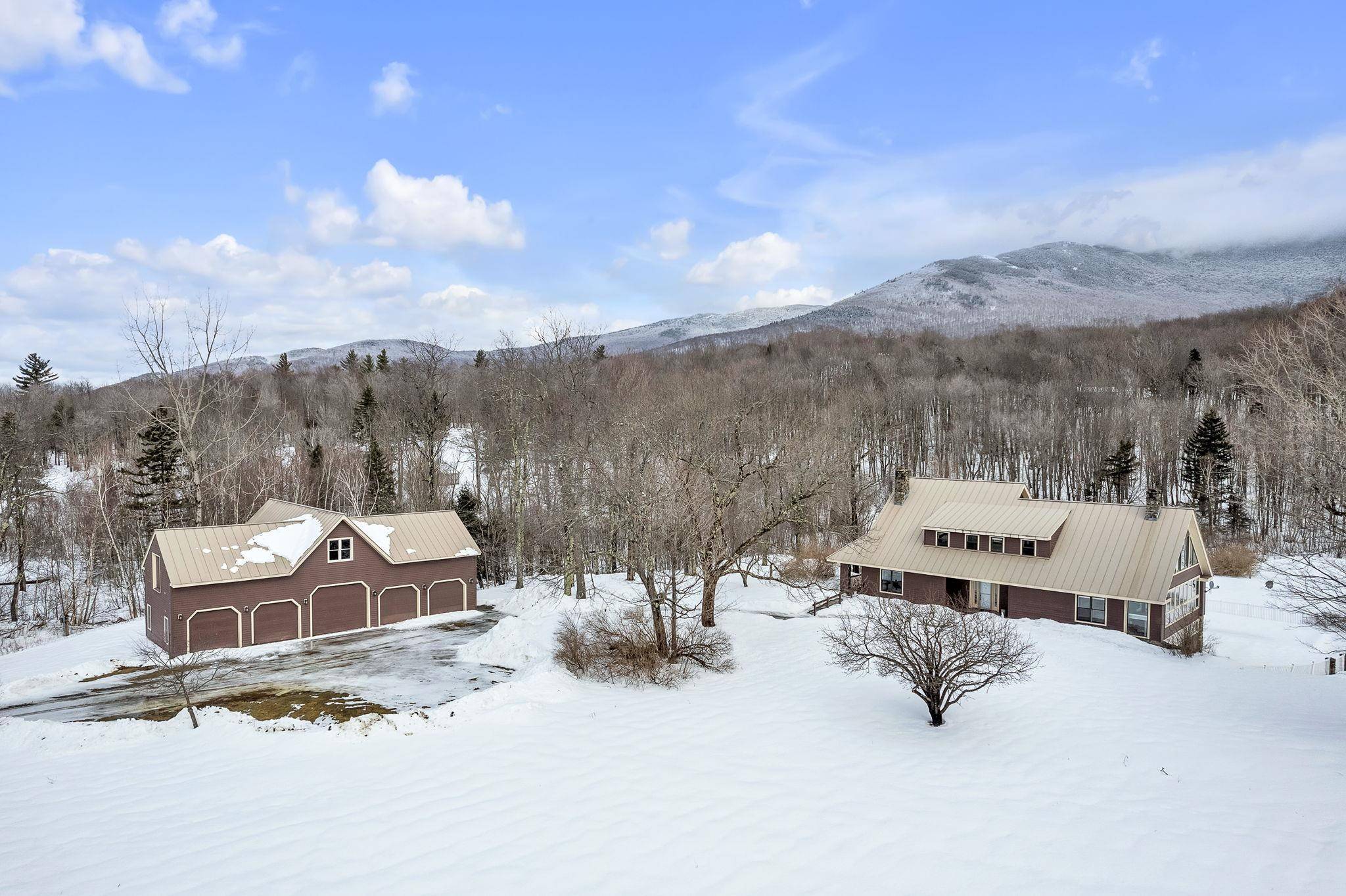 Underhill, VT 05489,464 Pleasant Valley RD