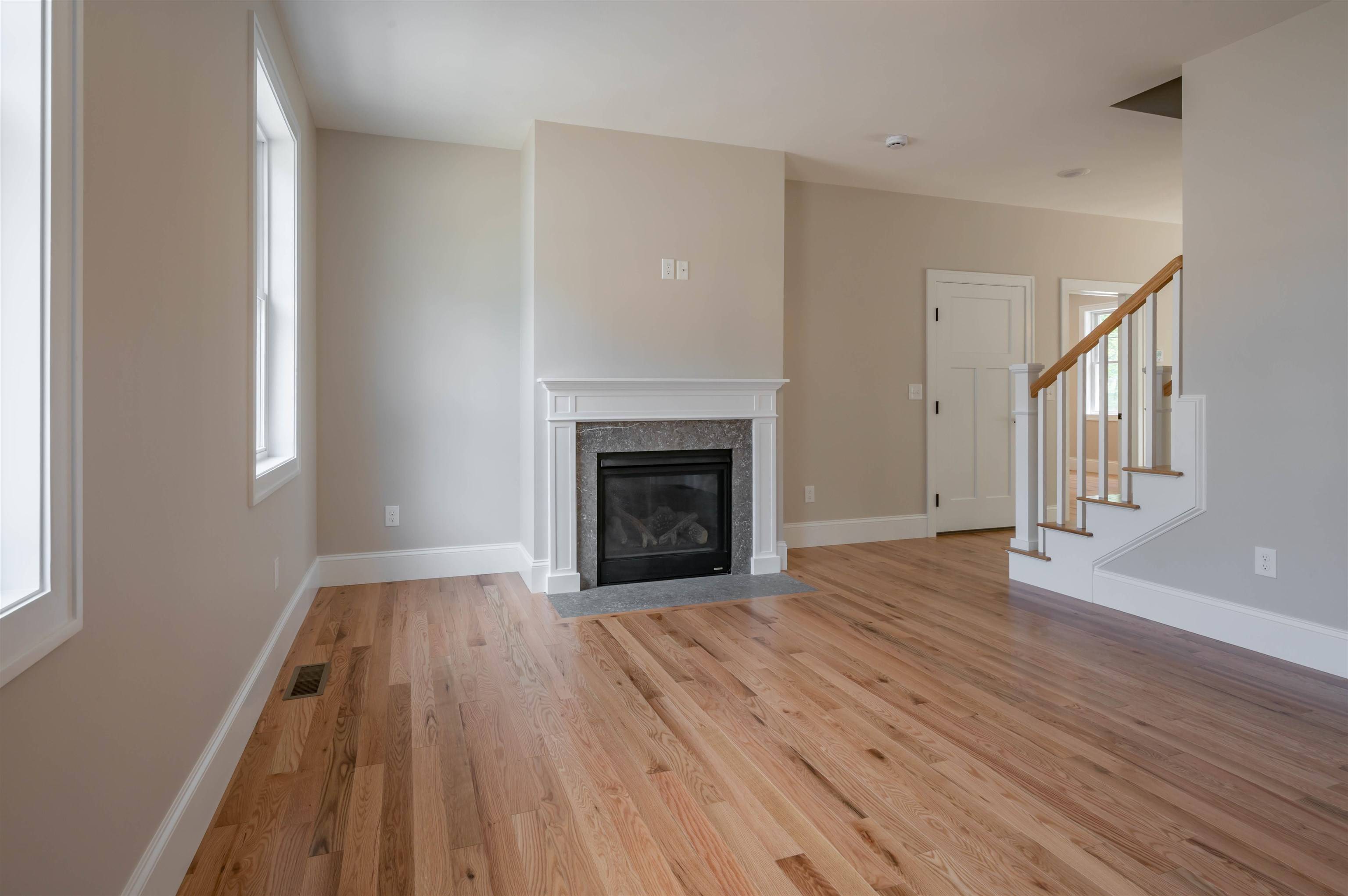 Nashua, NH 03062,52 Wilderness DR