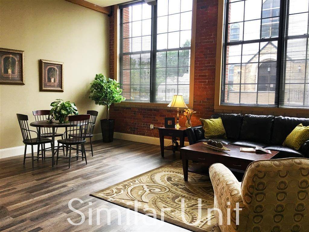 Nashua, NH 03062,34 Franklin ST #218