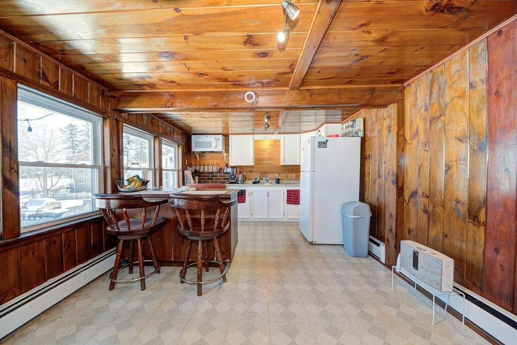 Windham, NH 03087,114 S Shore RD