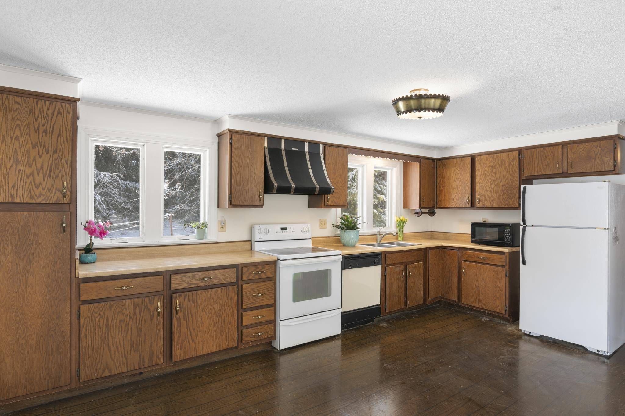 Vernon, VT 05354,112 Breezy Acres DR