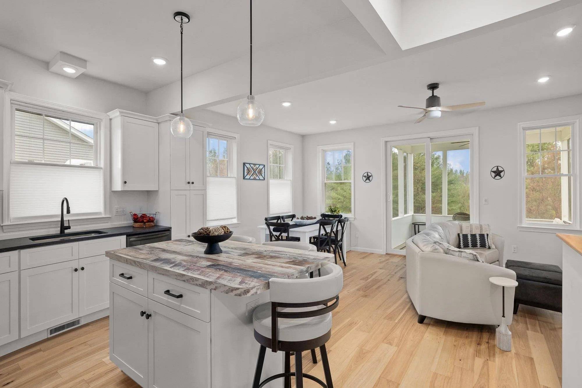 Jericho, VT 05465,79 Hawthorn LN