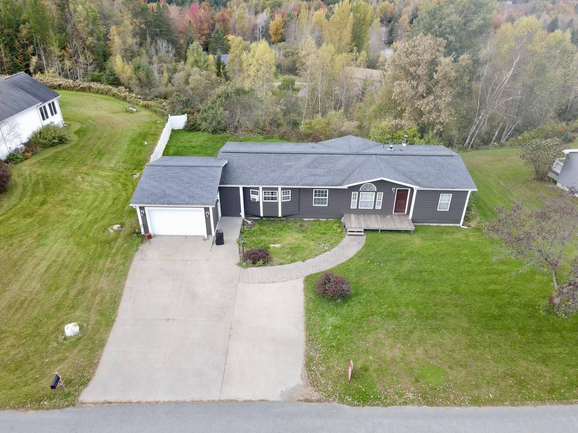 Newport City, VT 05855,298 Memphremagog Views