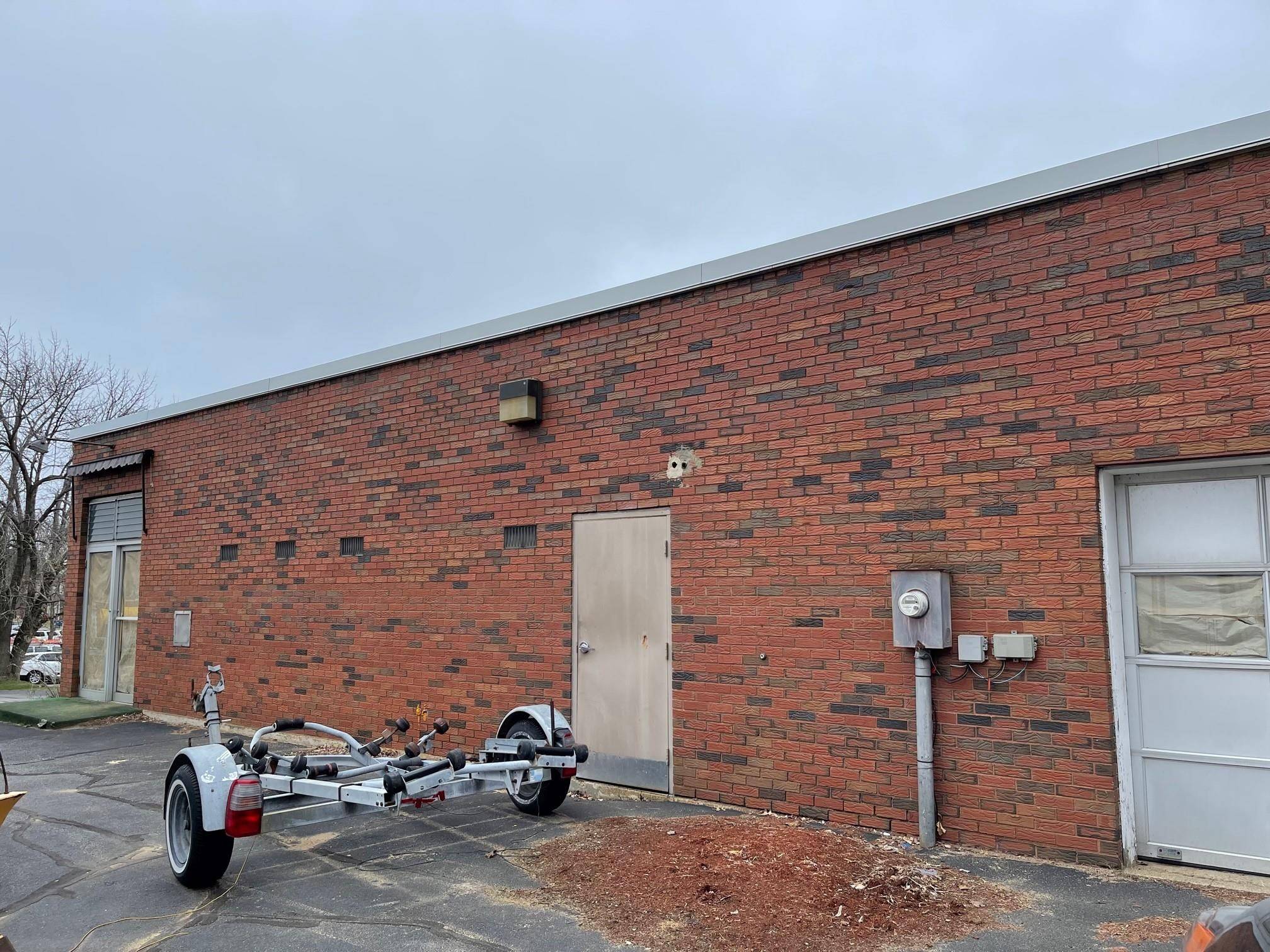 Laconia, NH 03246,399-401 South Main ST