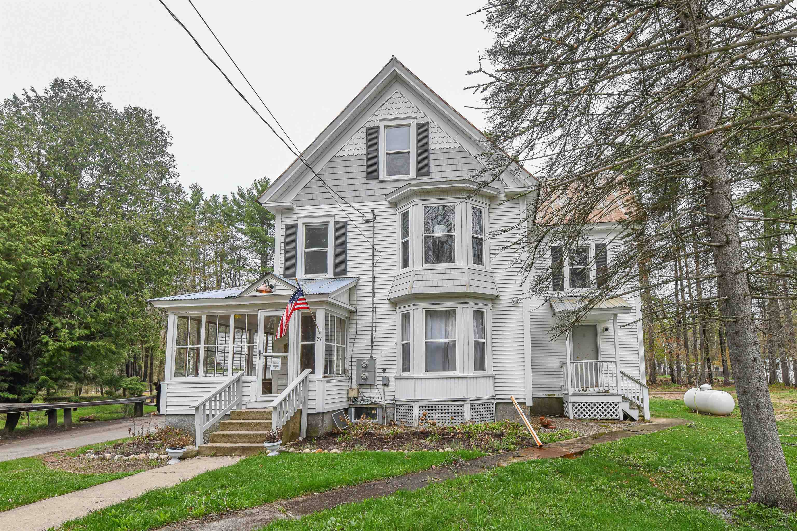 Fryeburg, ME 04037,77 Smith ST