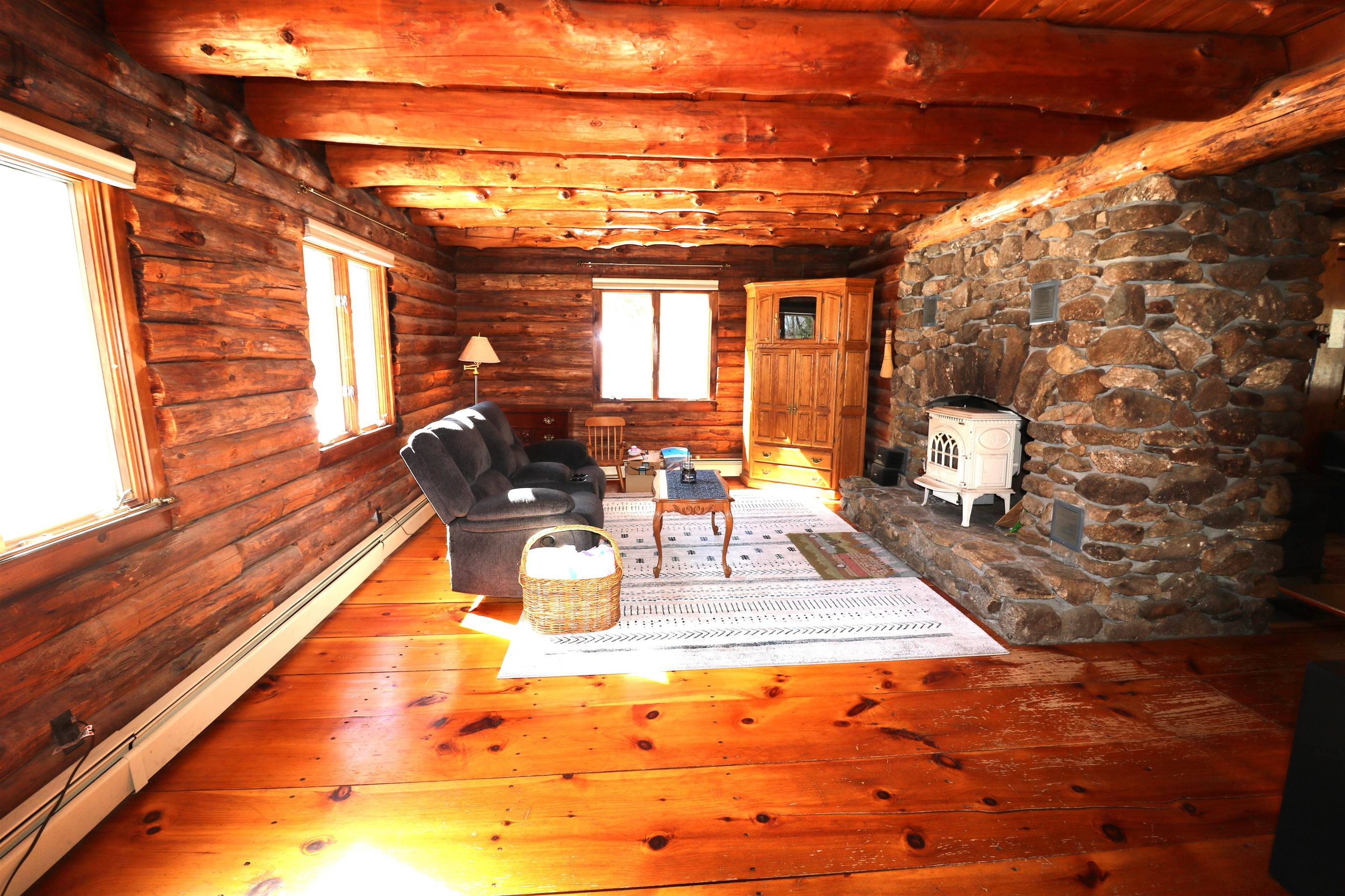 369 Great RD Jaffrey, NH 03452