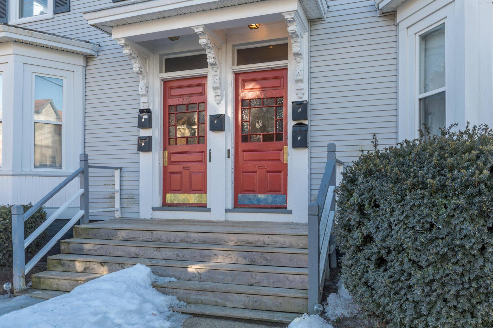 Portsmouth, NH 03801,170 Austin ST