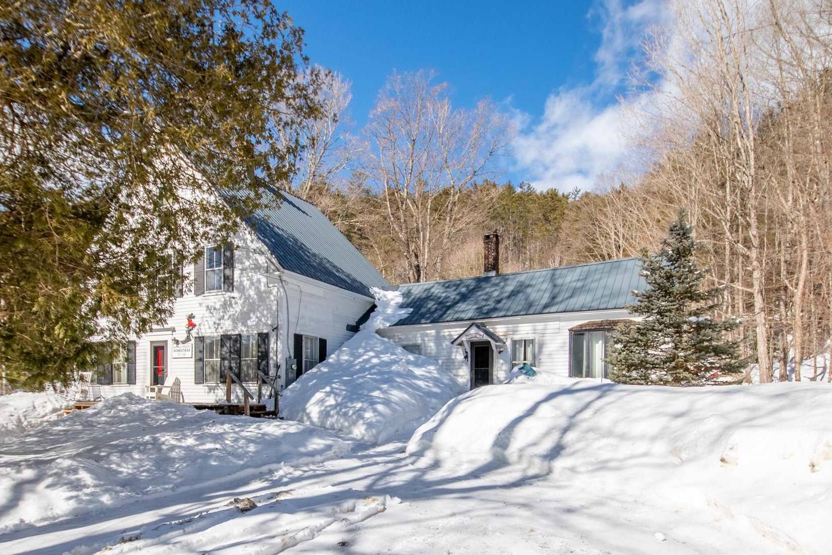 Wardsboro, VT 05355,470 Bills RD