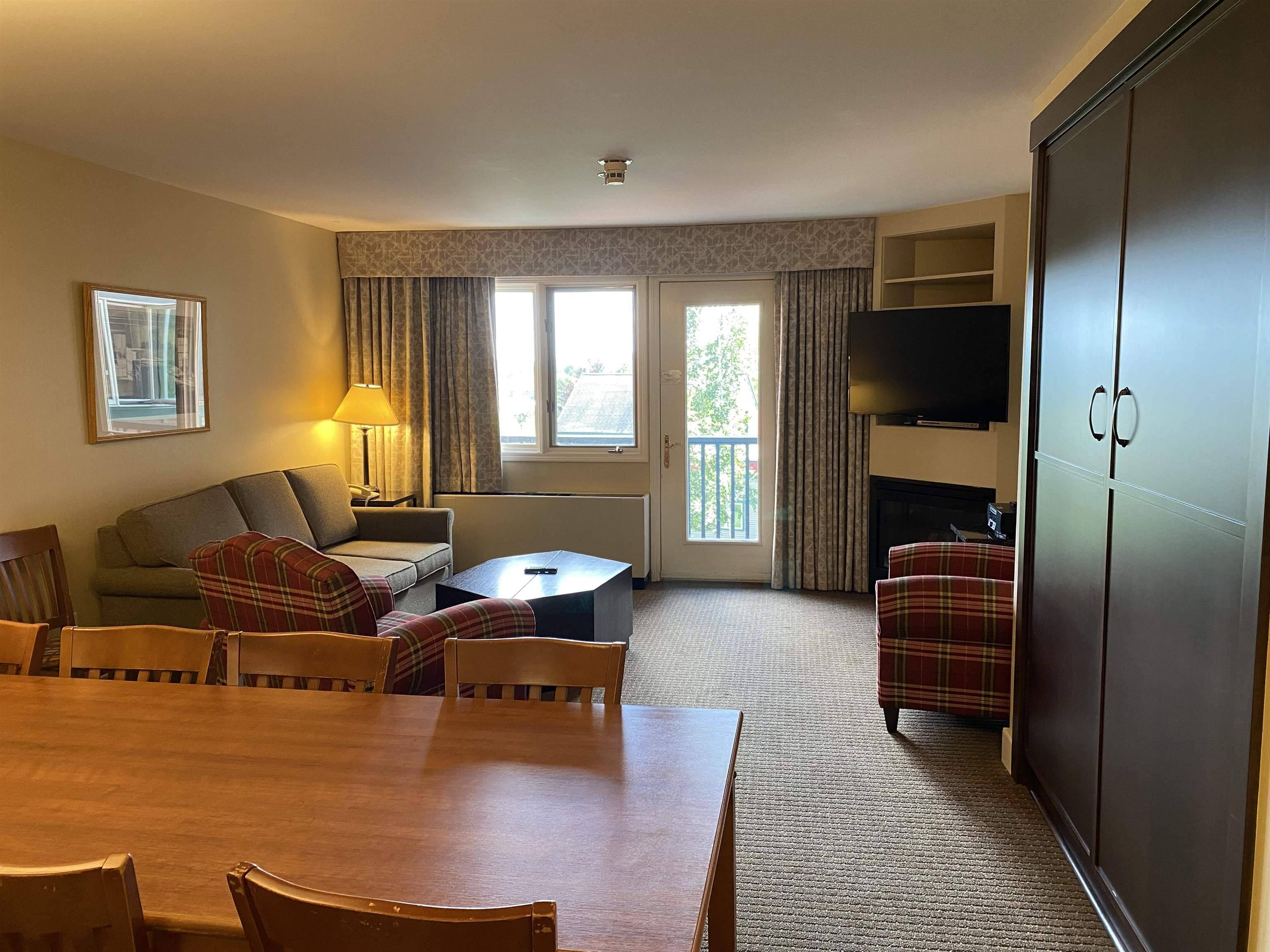 Dover, VT 05356,269/71 Qtr.4,89 Grand Summit WAY