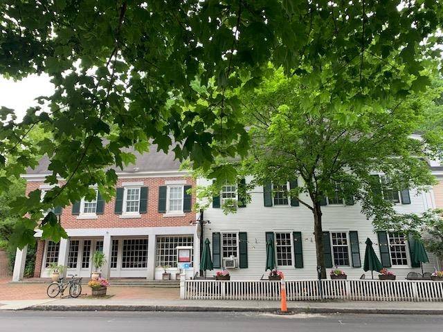 Woodstock, VT 05091,71 Central ST