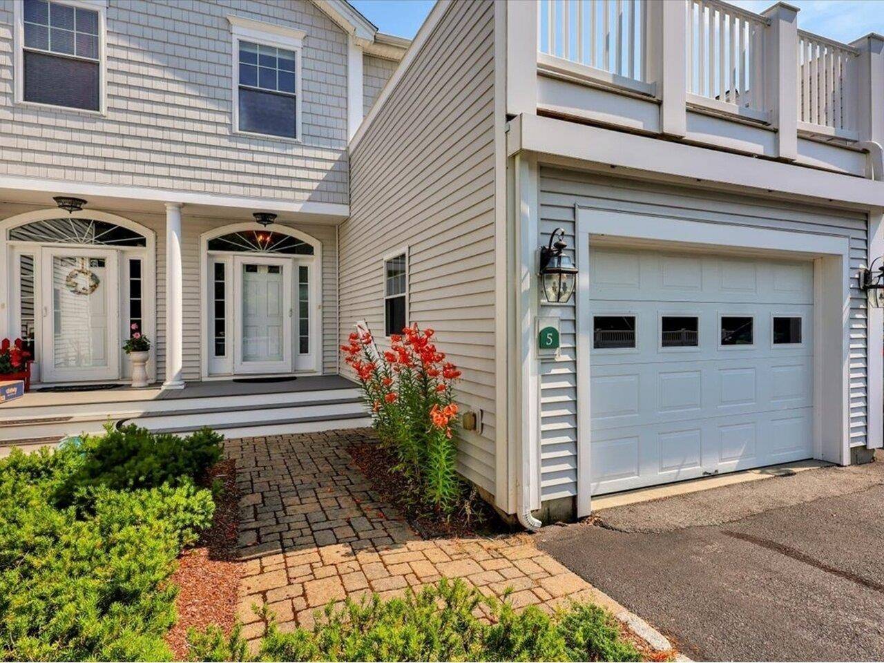 Colchester, VT 05446,1396 Marble Island RD #5