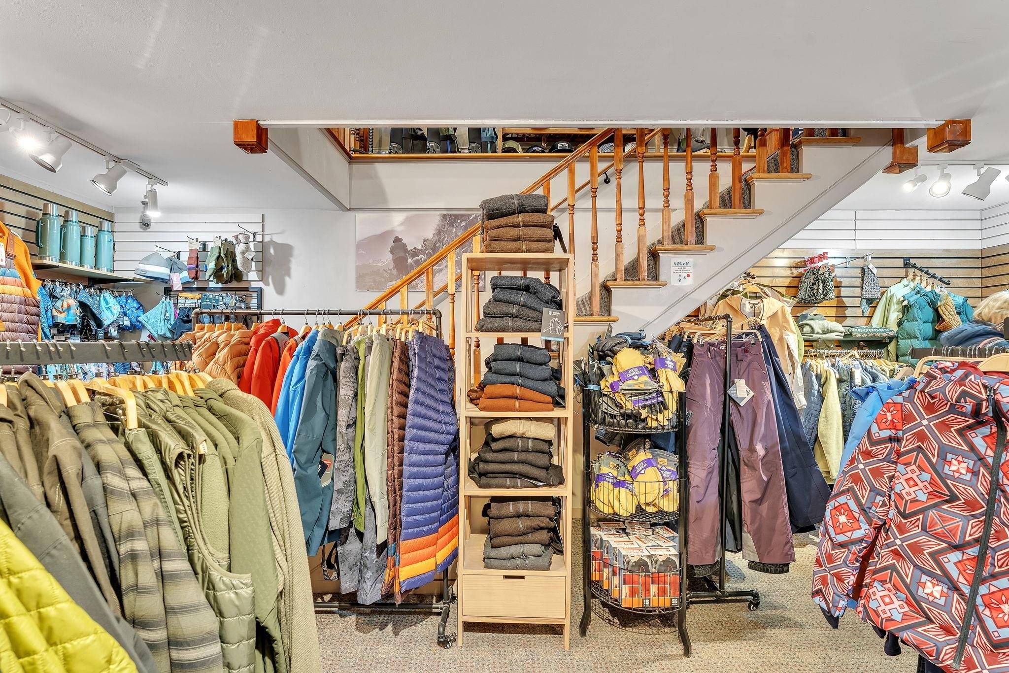 15 Central ST Woodstock, VT 05091