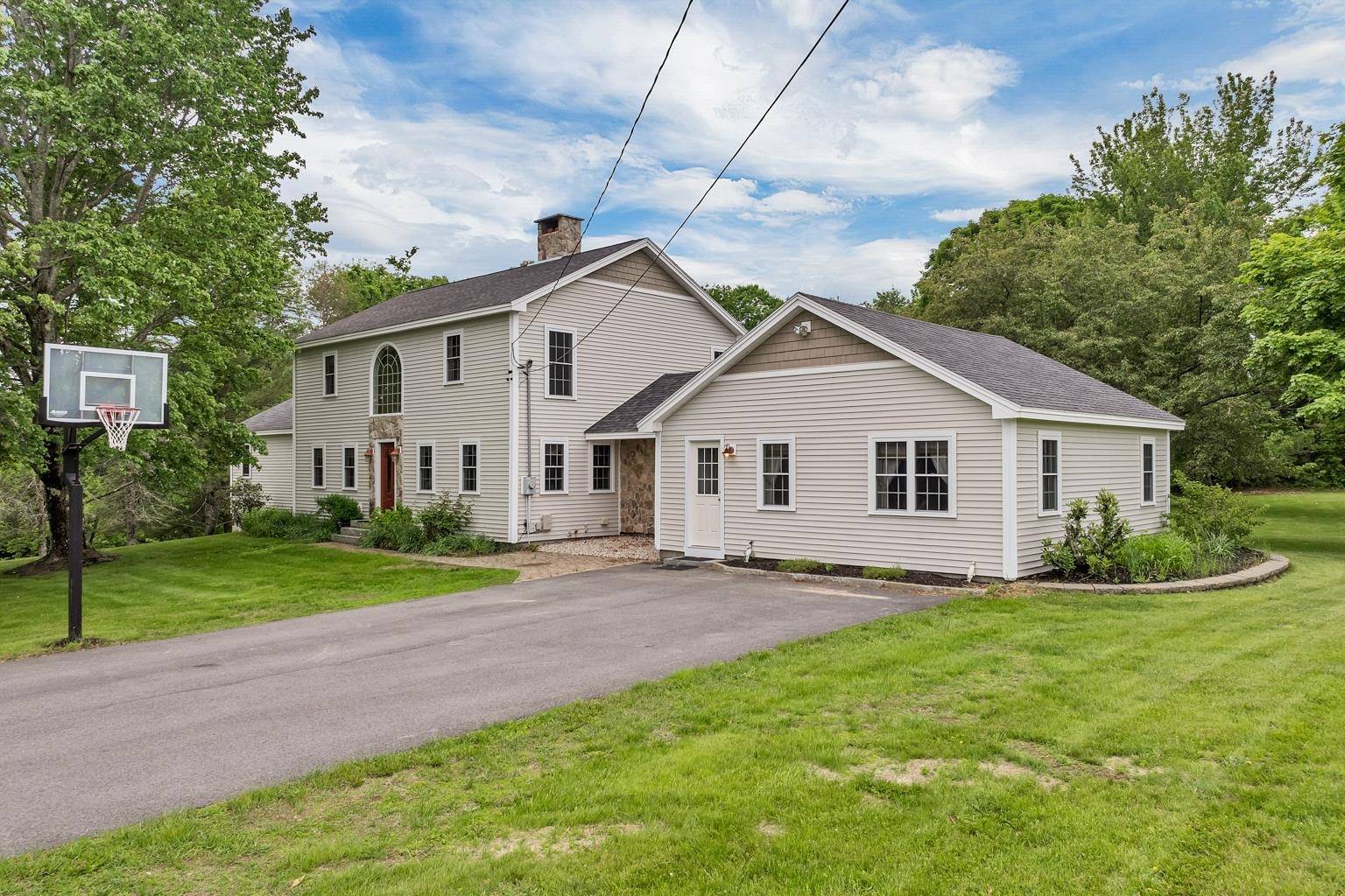 Wakefield, NH 03872,26 Hilltop DR